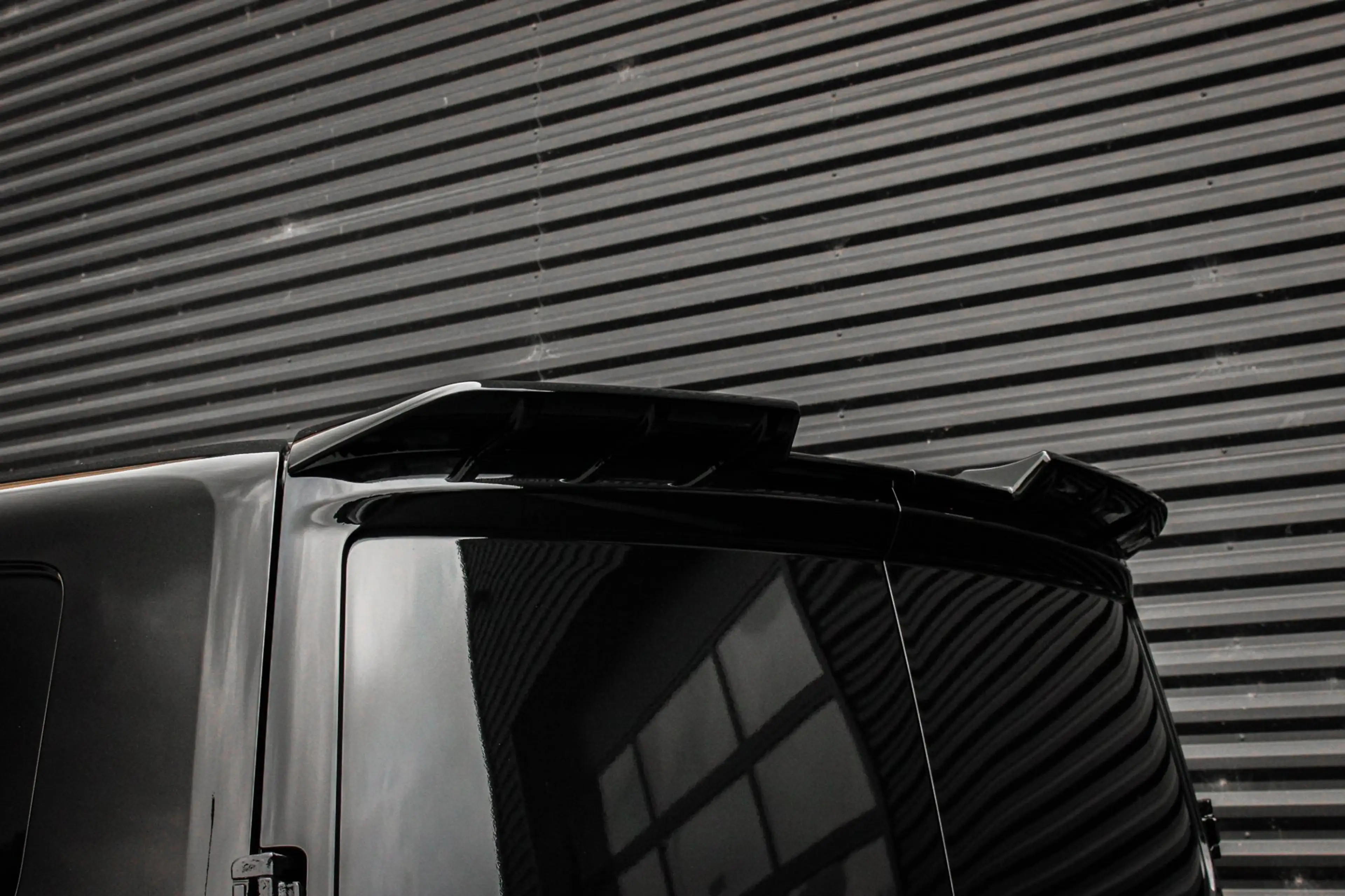 Ford E-Transit Cust. 340 L2H1 Limited 71 kWh 218PK / RAPTOR EDITO — photo 28