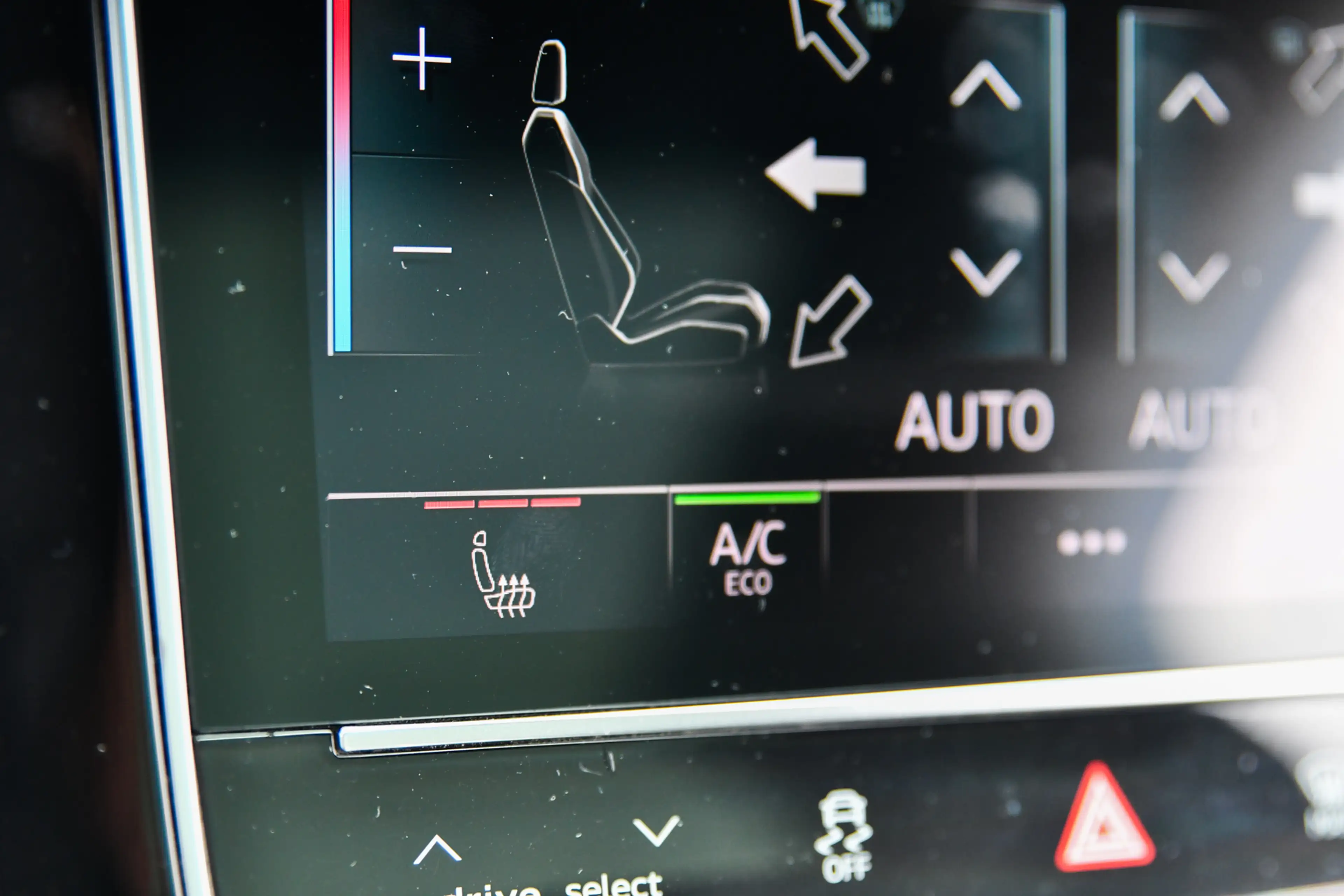 Audi Q7 55 TFSI e quattro S-Line, SQ7 look, Sterrenhemel, — photo 40