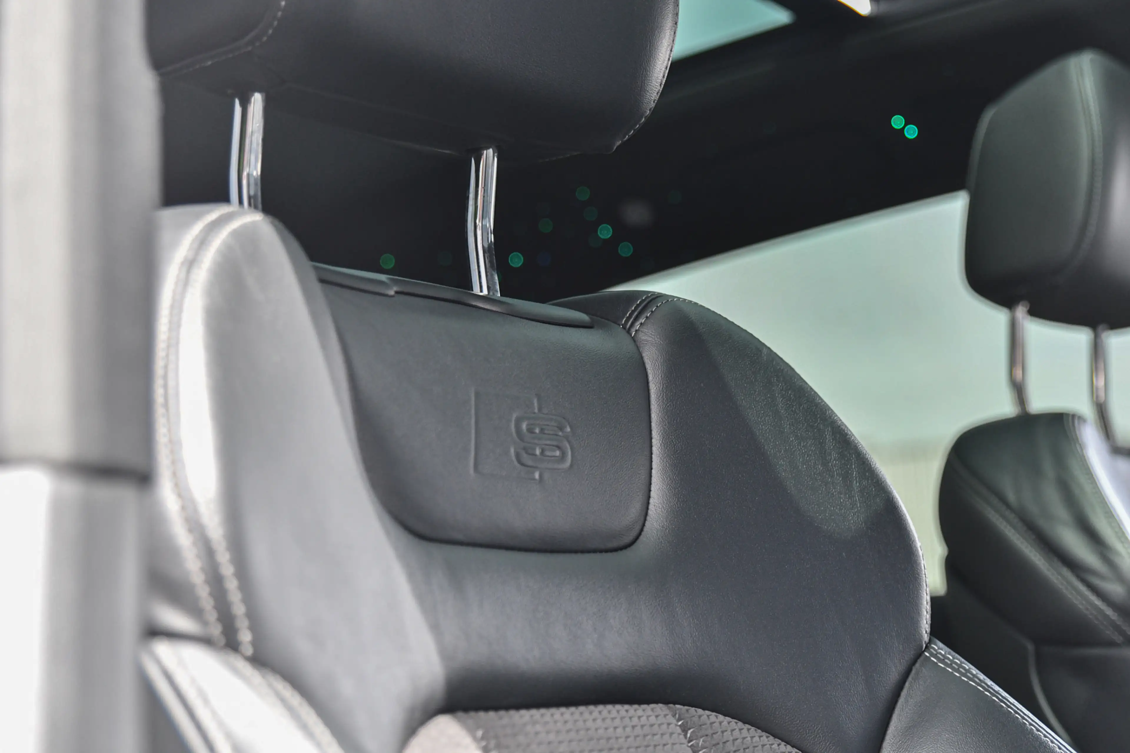 Audi Q7 55 TFSI e quattro S-Line, SQ7 look, Sterrenhemel, — photo 26