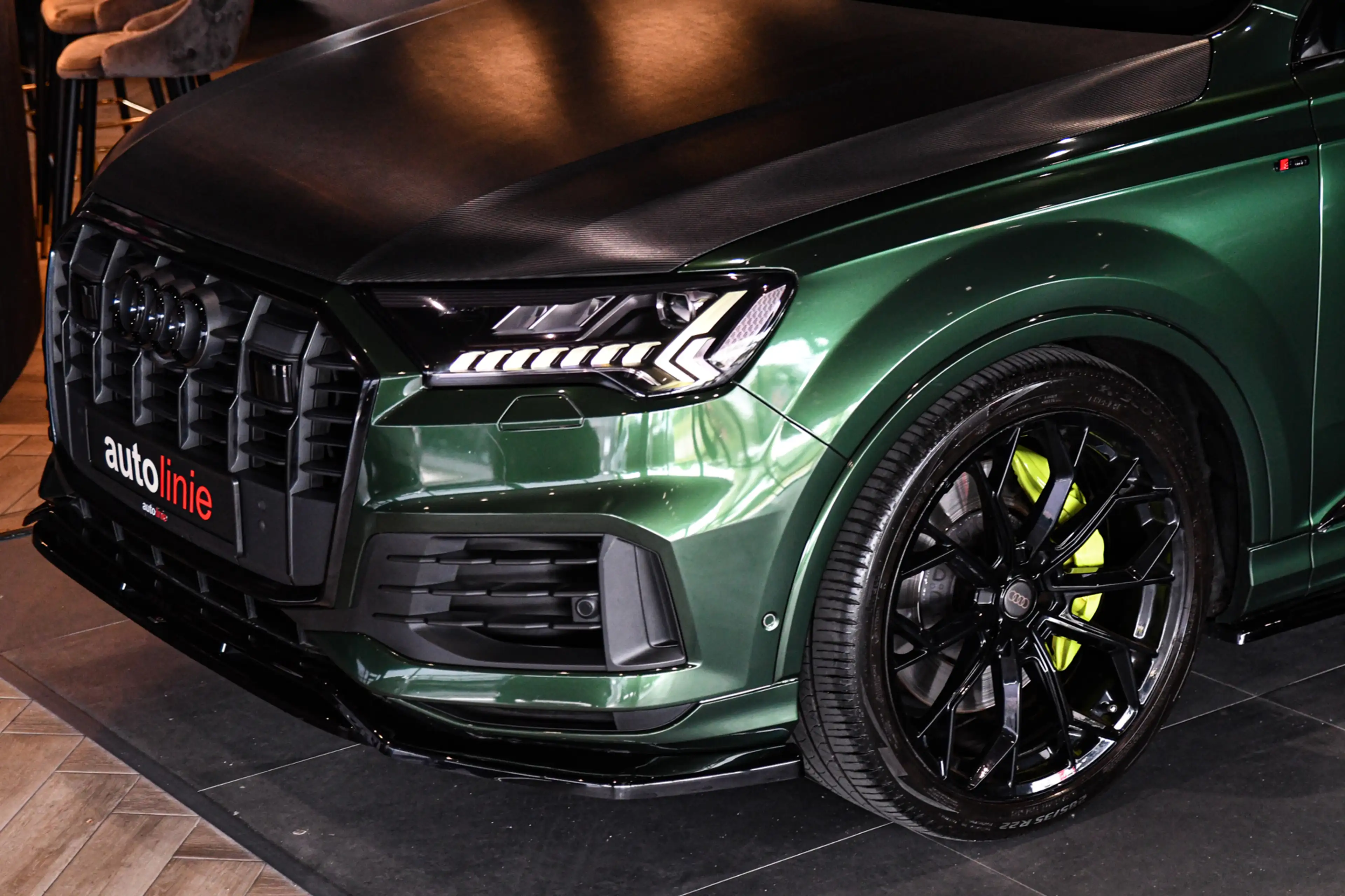 Audi Q7 55 TFSI e quattro S-Line, SQ7 look, Sterrenhemel, — photo 6