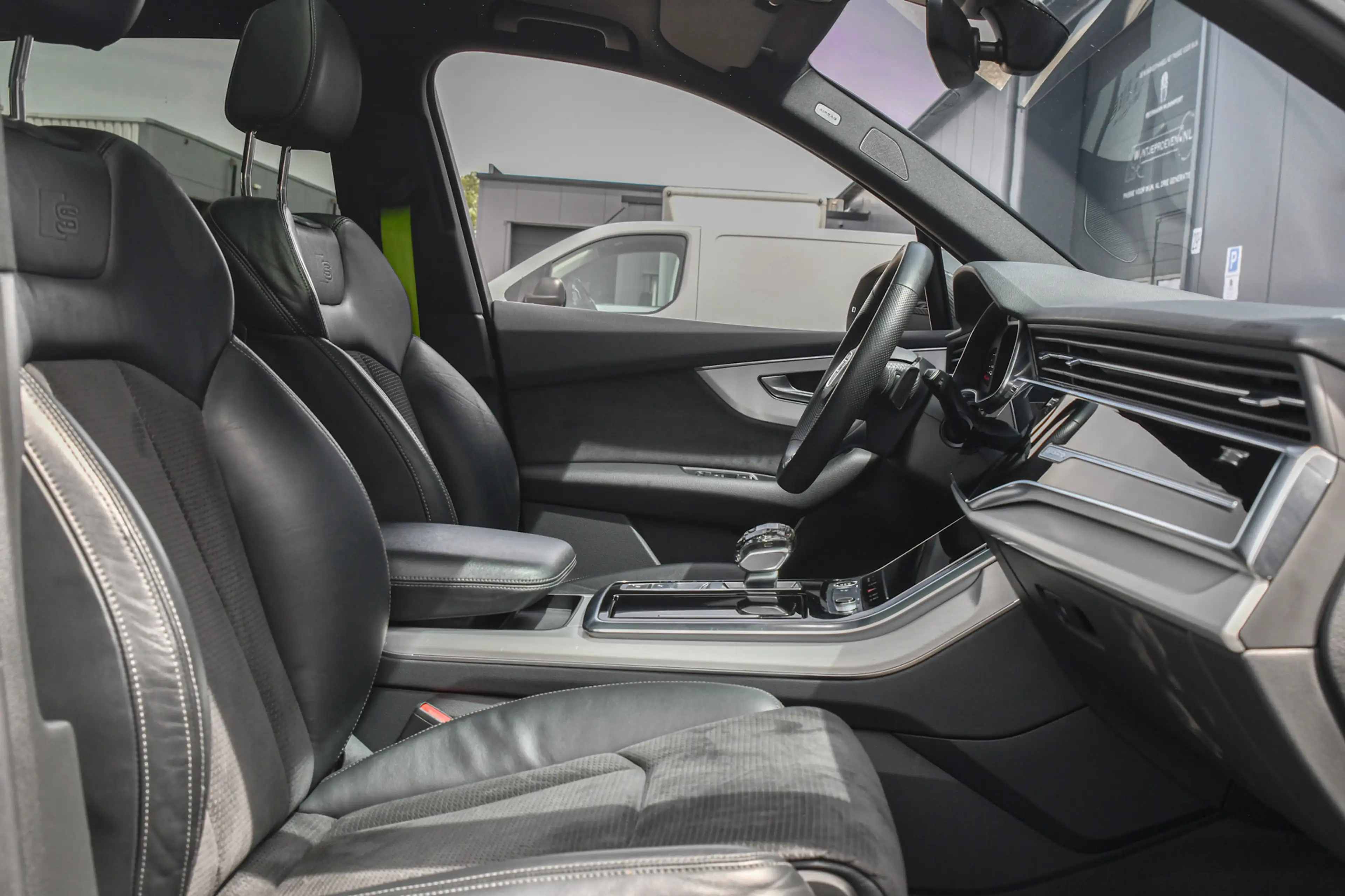 Audi Q7 55 TFSI e quattro S-Line, SQ7 look, Sterrenhemel, — photo 25