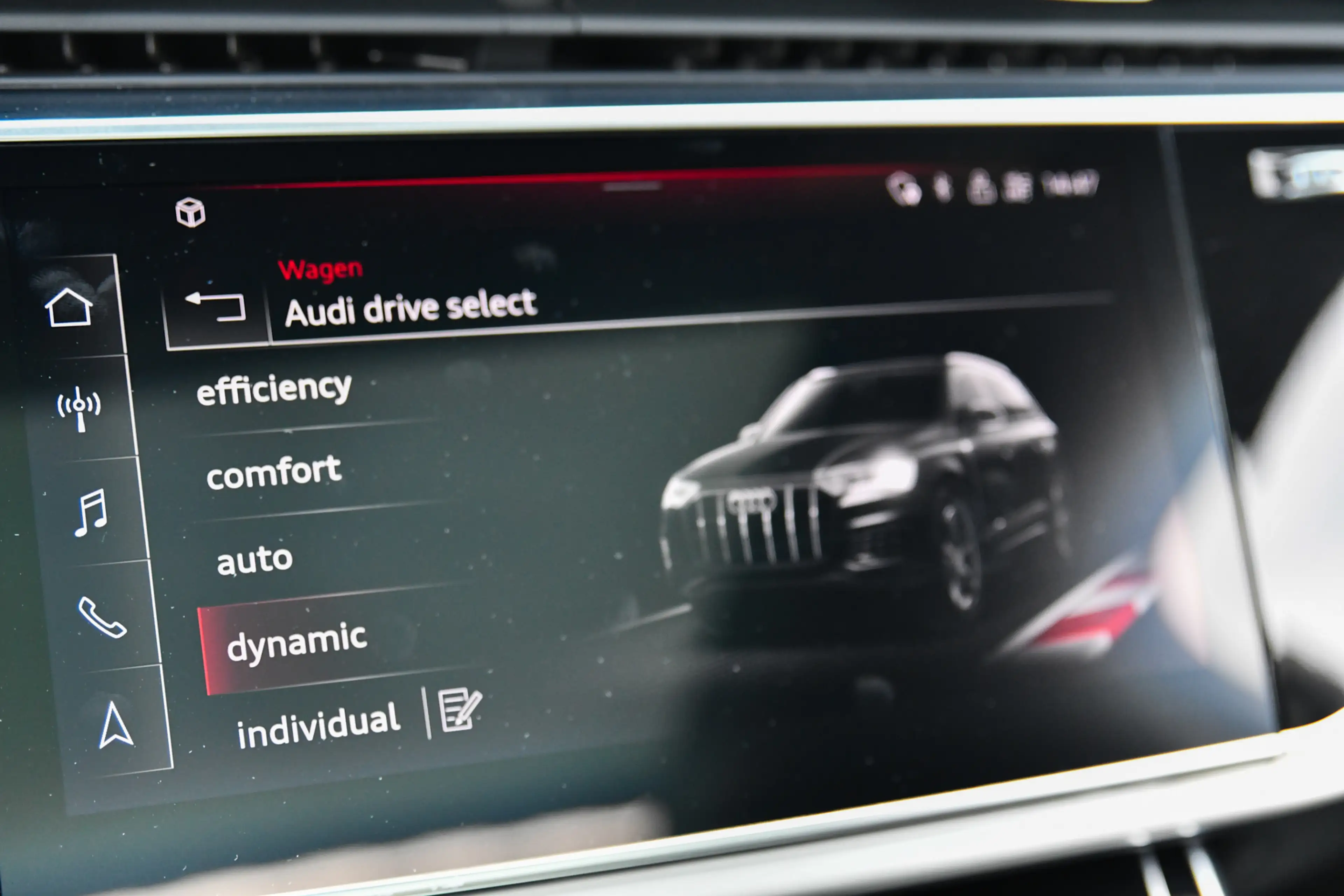 Audi Q7 55 TFSI e quattro S-Line, SQ7 look, Sterrenhemel, — photo 45