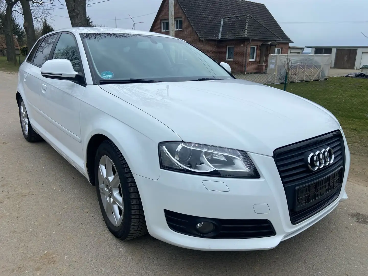 Audi A3 1.4 TFSI Ambiente Blanc - 2