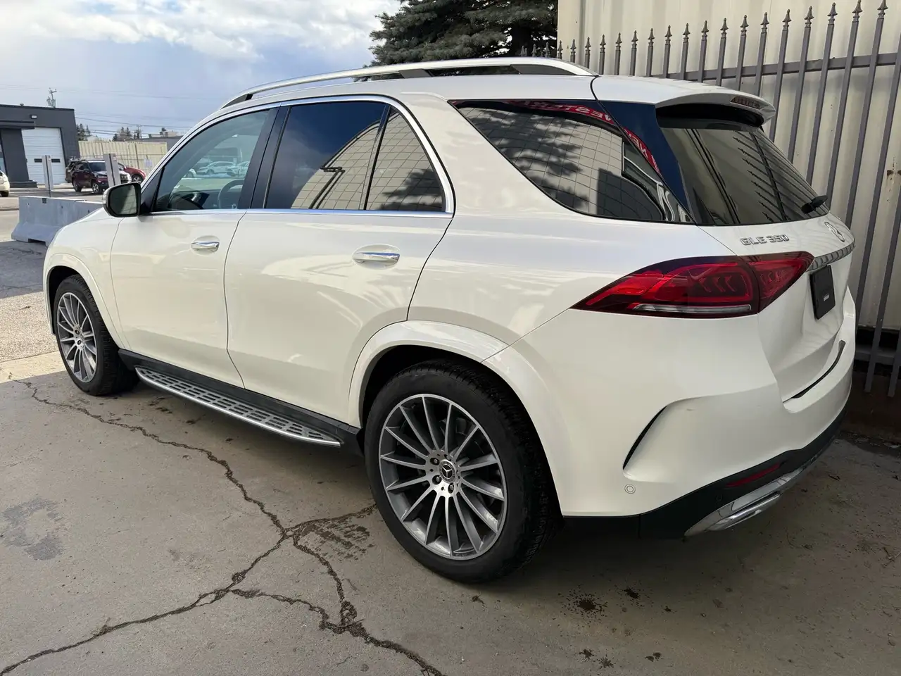 Mercedes-Benz GLE снимка Mercedes-Benz GLE