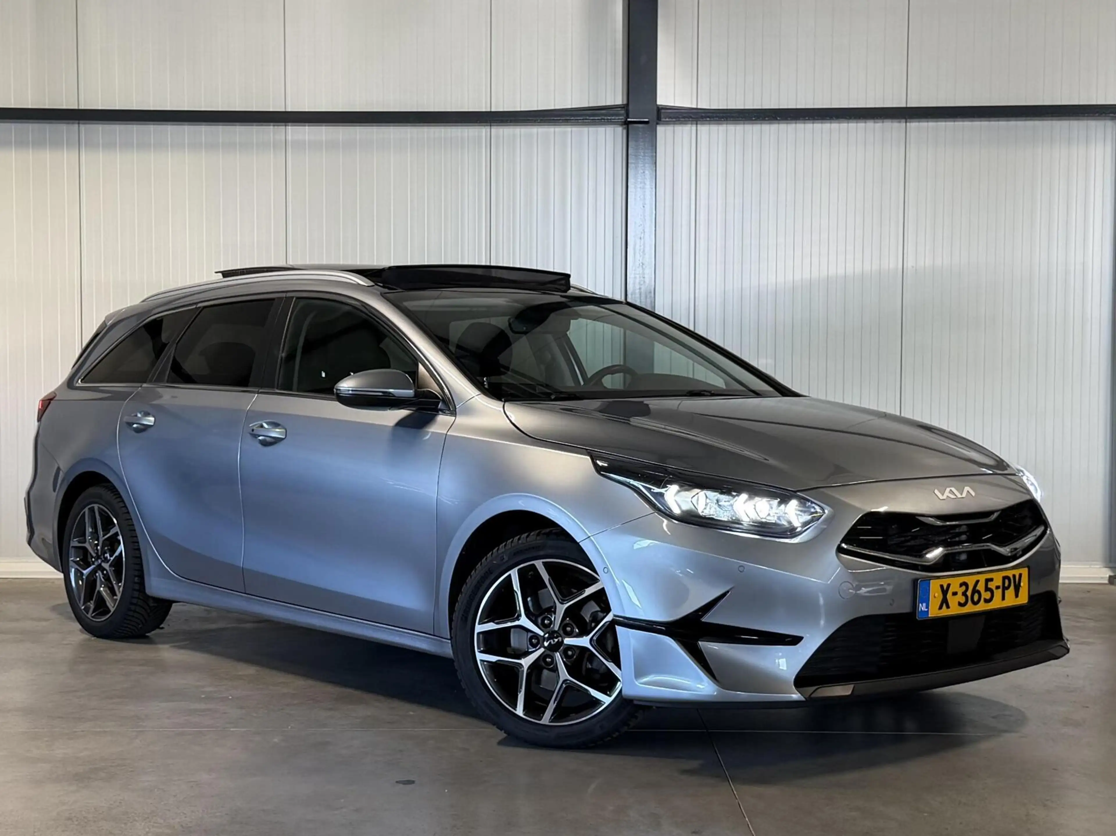 Kia Ceed SW / cee'd SW Sportswagon 1.0 T-GDi ExecutiveLine Pano JBL Camer — photo 26