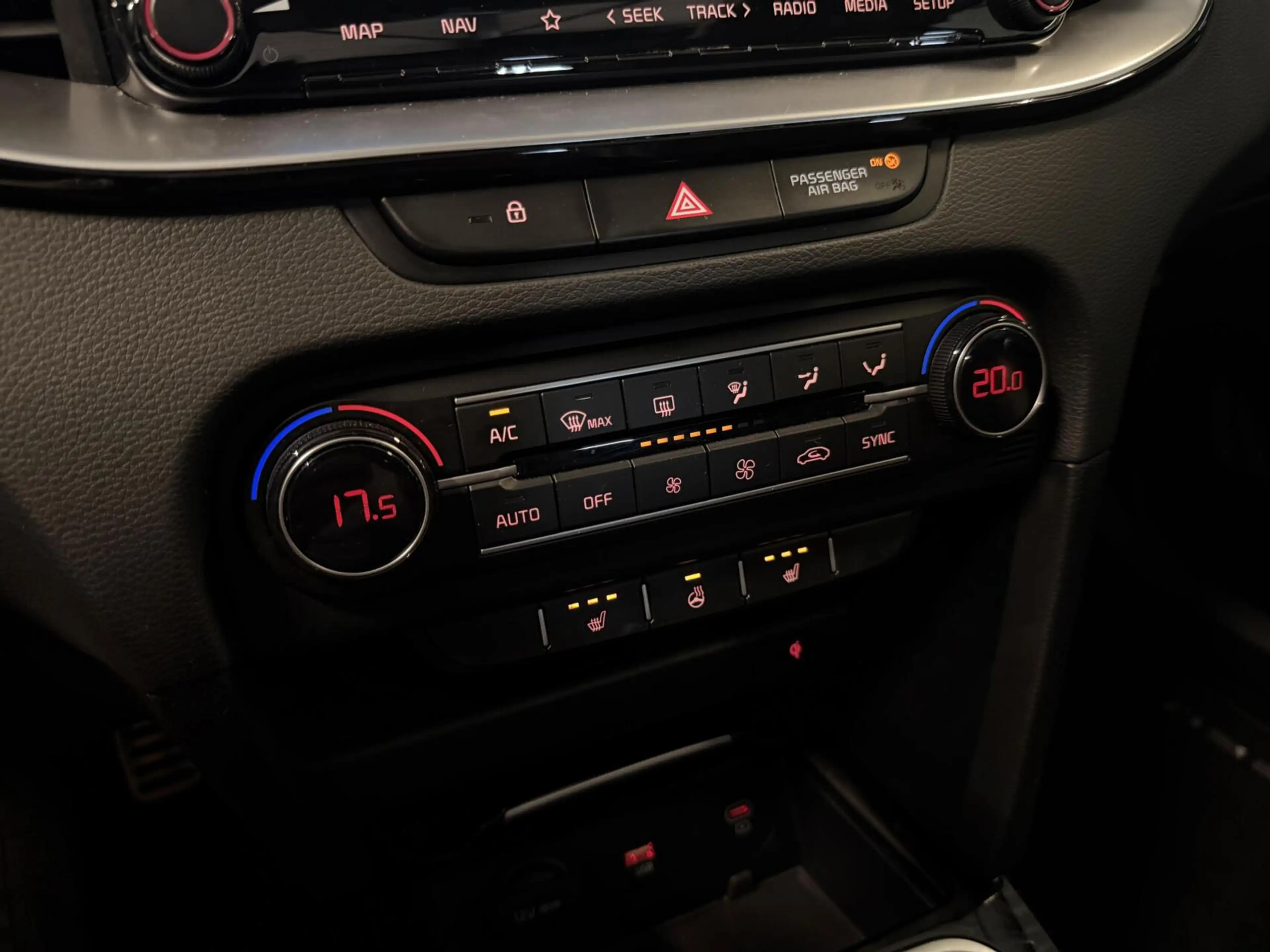 Kia Ceed SW / cee'd SW Sportswagon 1.0 T-GDi ExecutiveLine Pano JBL Camer — photo 19