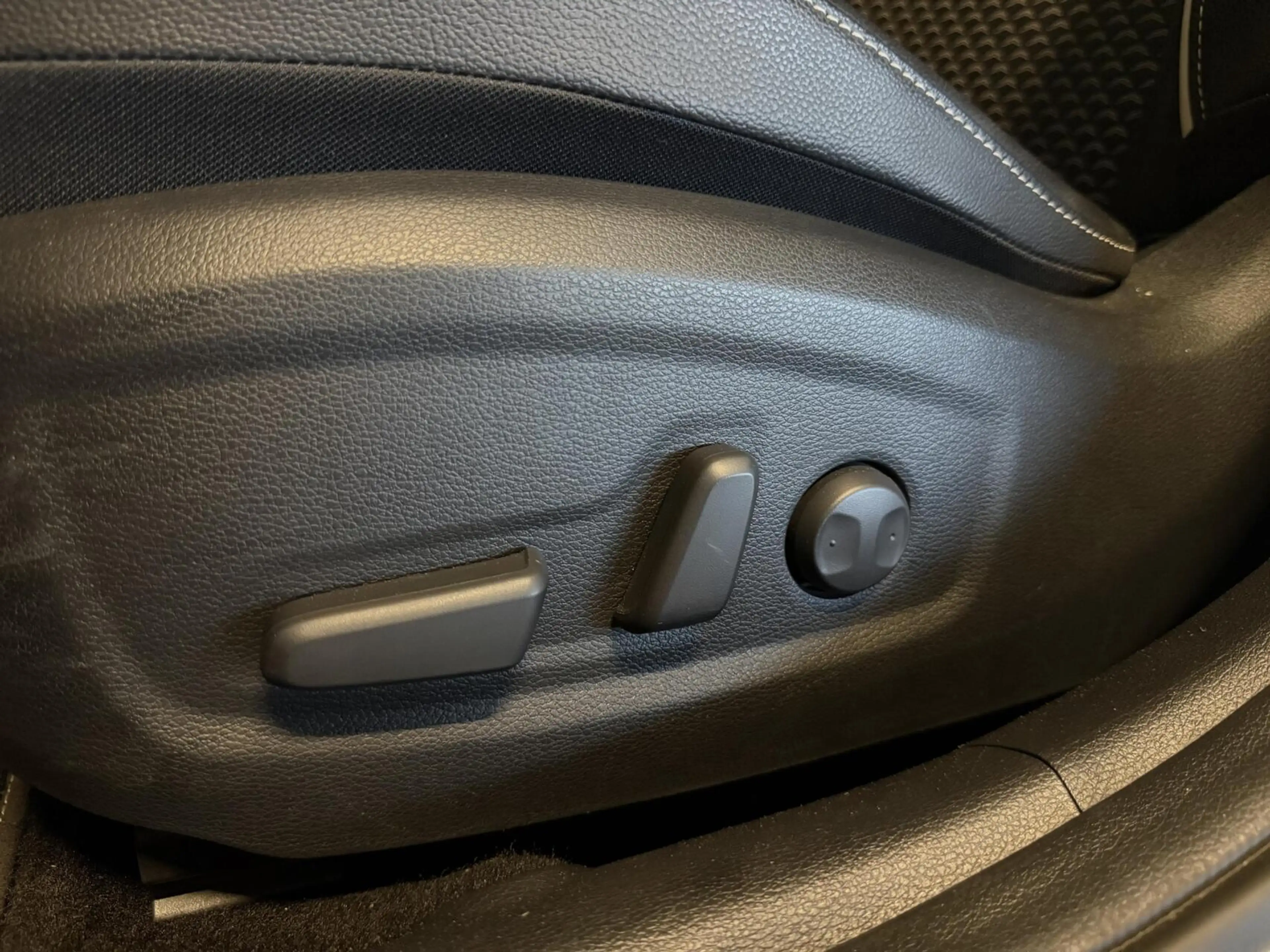 Kia Ceed SW / cee'd SW Sportswagon 1.0 T-GDi ExecutiveLine Pano JBL Camer — photo 14