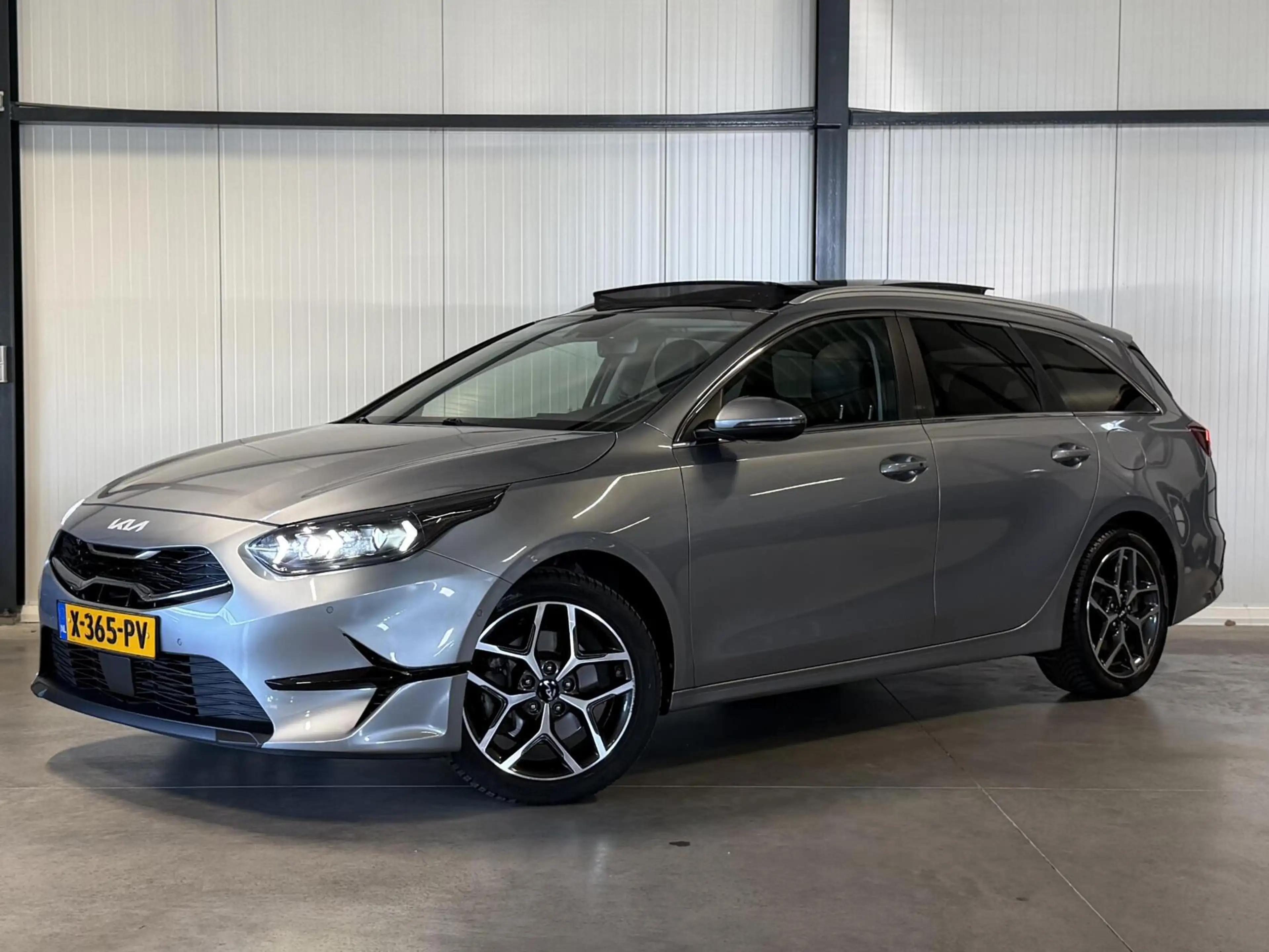 Kia Ceed SW / cee'd SW Sportswagon 1.0 T-GDi ExecutiveLine Pano JBL Camer