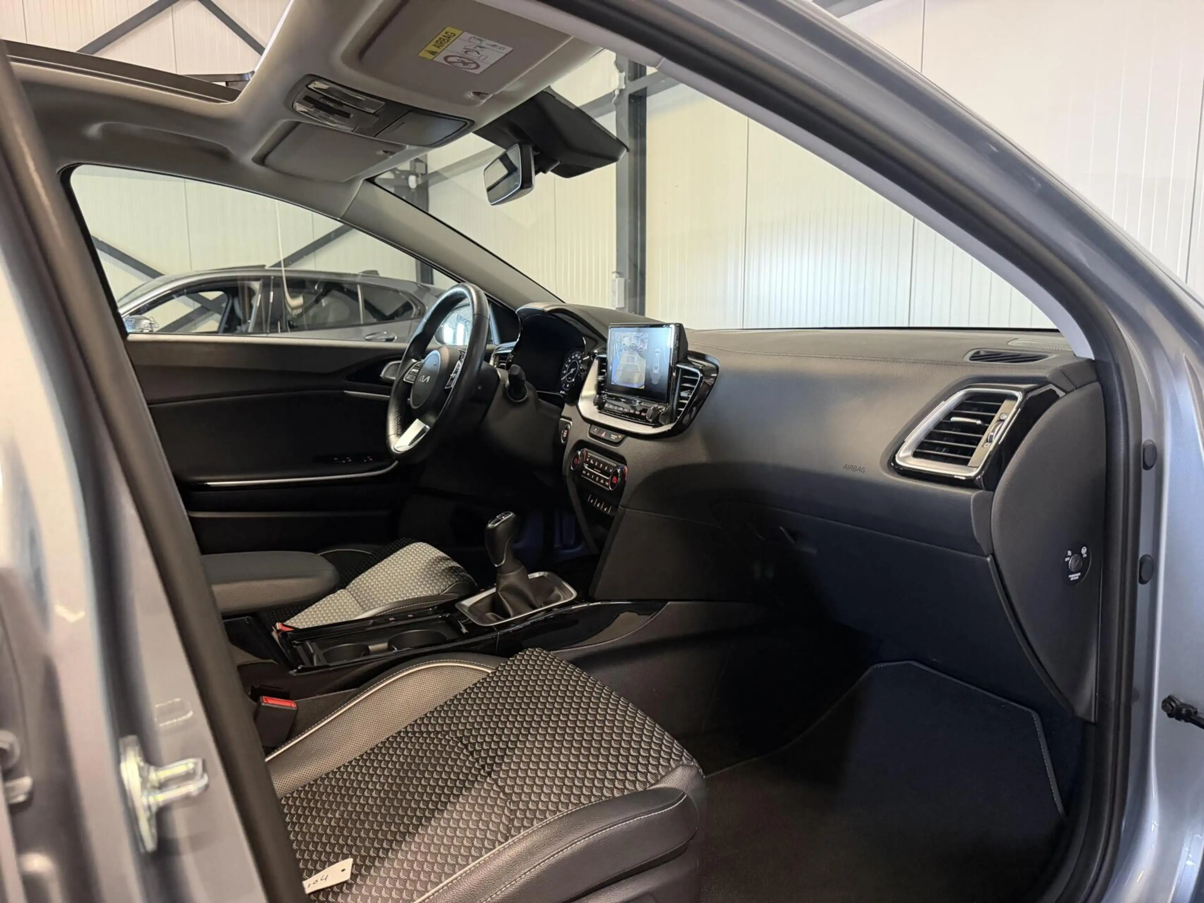 Kia Ceed SW / cee'd SW Sportswagon 1.0 T-GDi ExecutiveLine Pano JBL Camer — photo 33