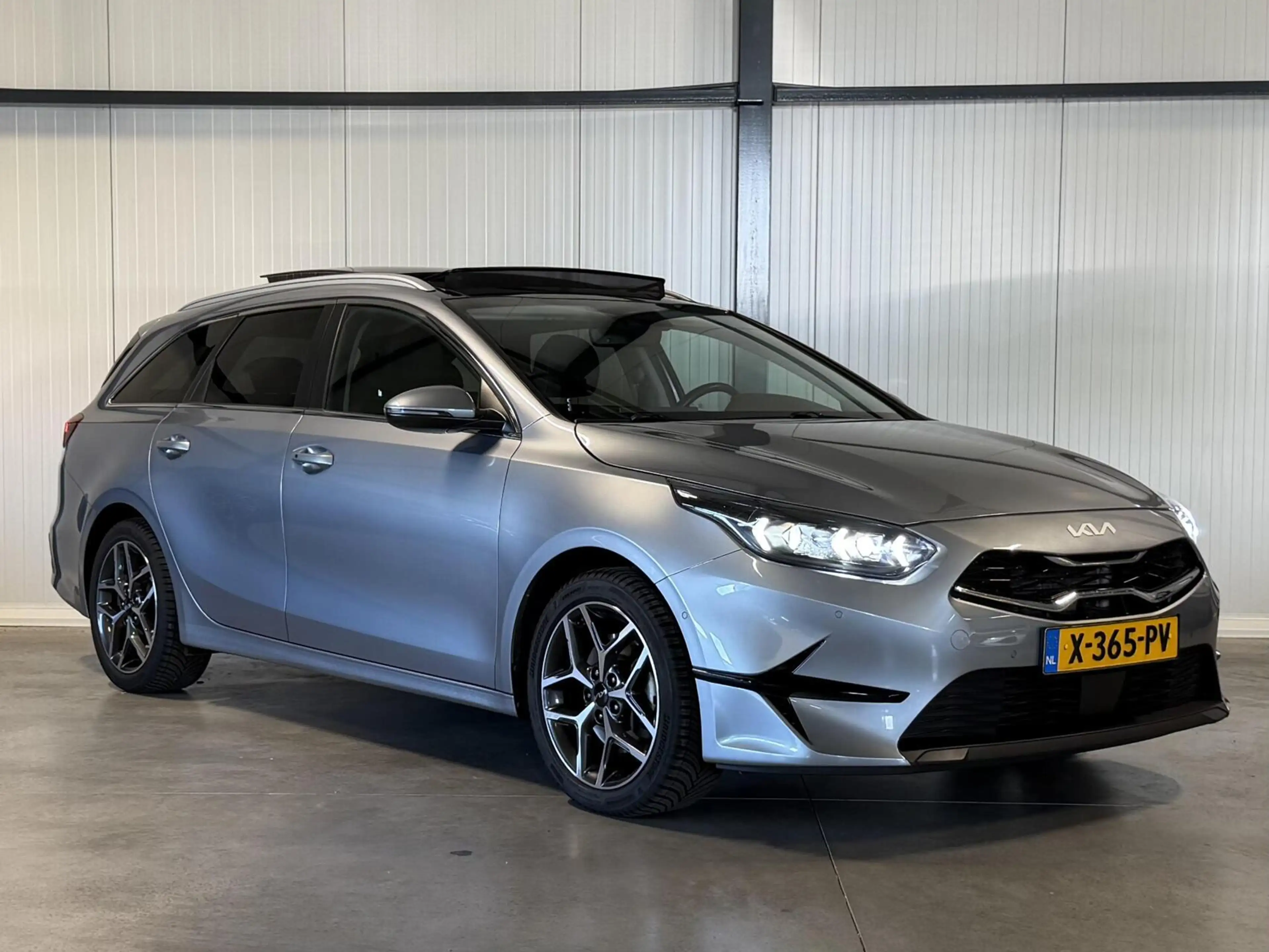 Kia Ceed SW / cee'd SW Sportswagon 1.0 T-GDi ExecutiveLine Pano JBL Camer — photo 25