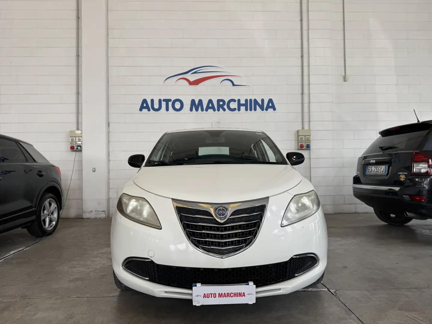 Lancia Ypsilon 1.2 PLATONIUM OCCASIONE Blanc - 2