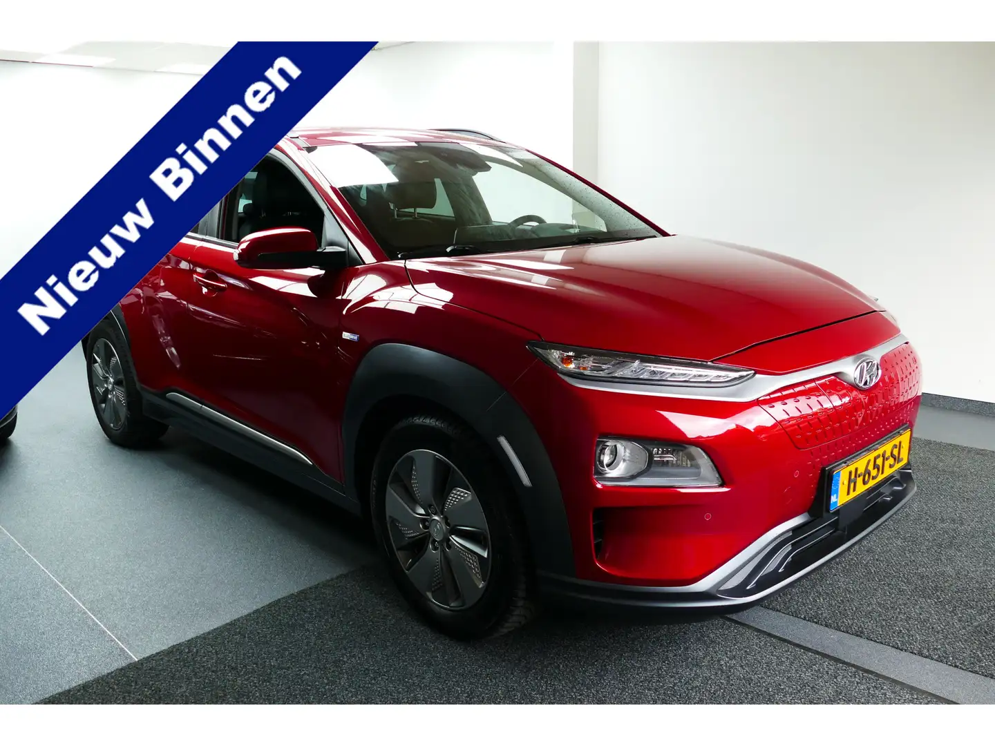 Hyundai KONA EV Premium 64 kWh Rood - 1