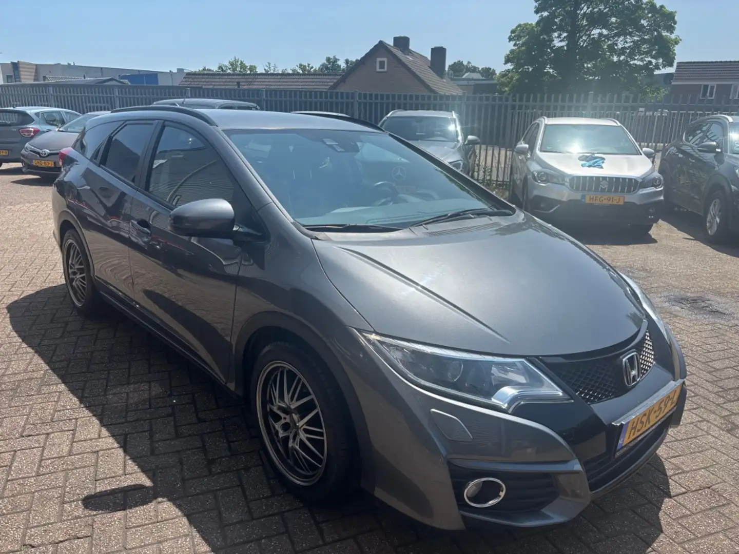 Honda Civic Tourer 1.8 Sport Bns Ed. 3 MND GAR | NAVI | CLIMA Gris - 2