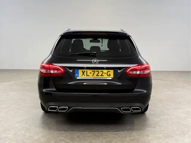 Mercedes-Benz C-Class view 9