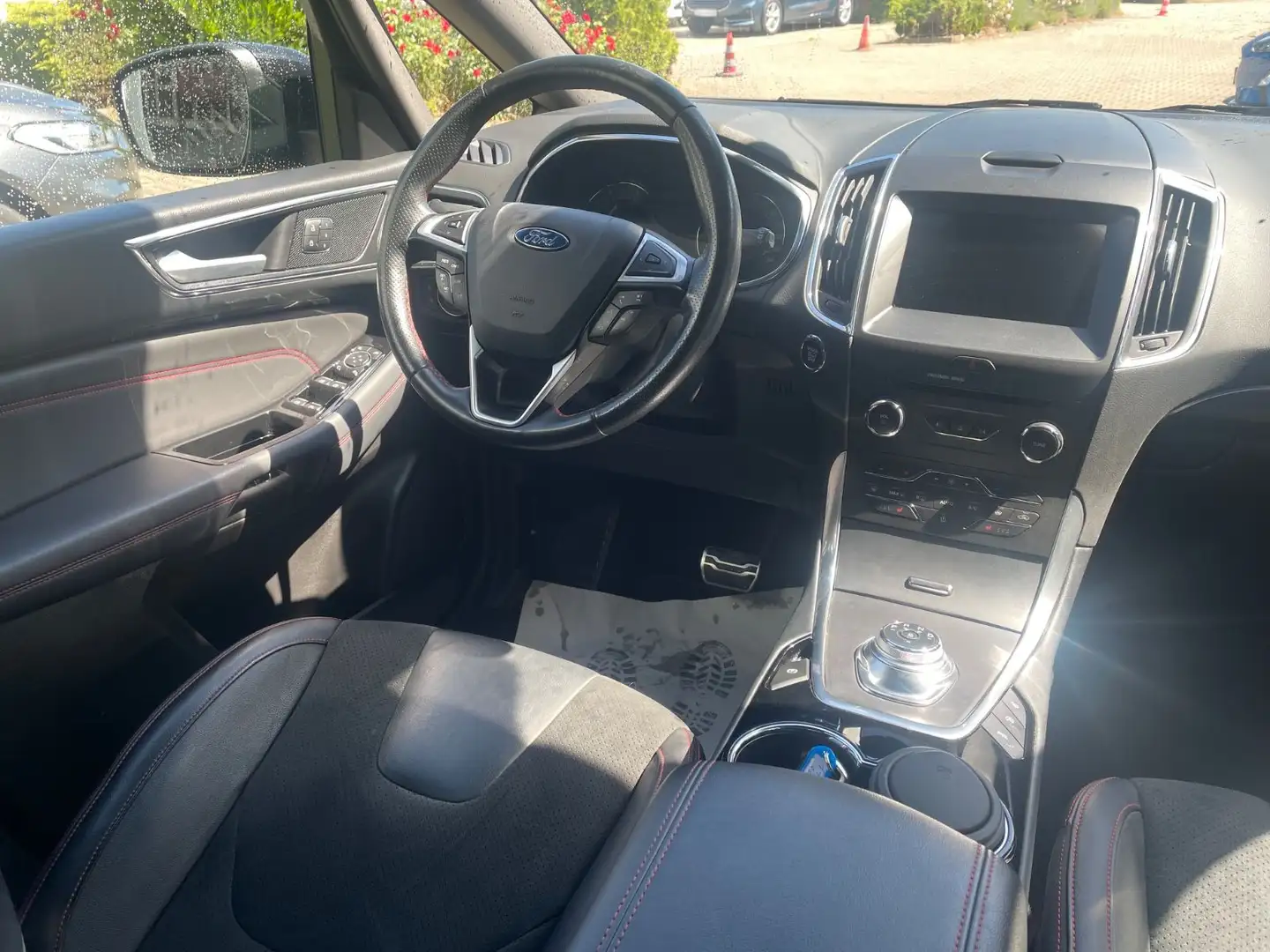 Ford S-Max ST-Line TDi190 Auto Navi/WiPa/LMF/Leder Zwart - 2