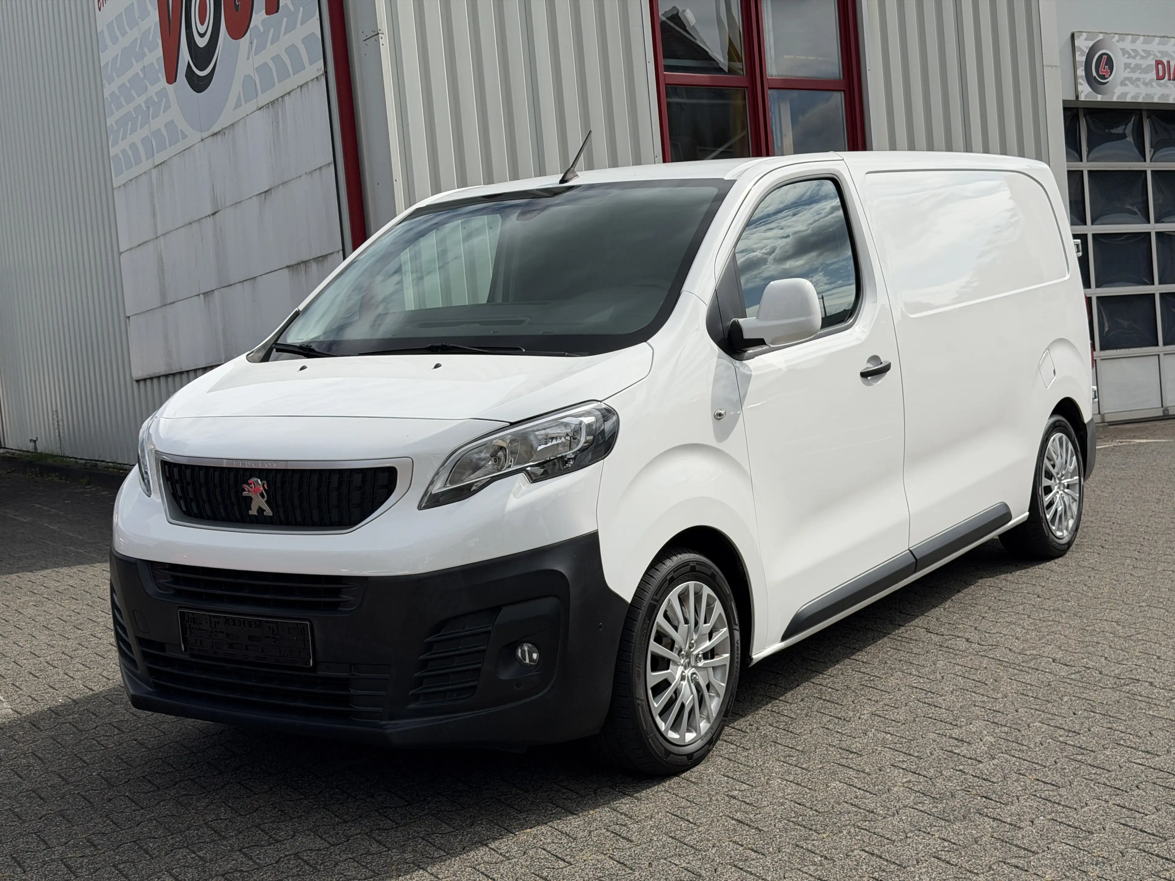 Peugeot Expert Premium ~Klima~AHK~Rückfahkam~
