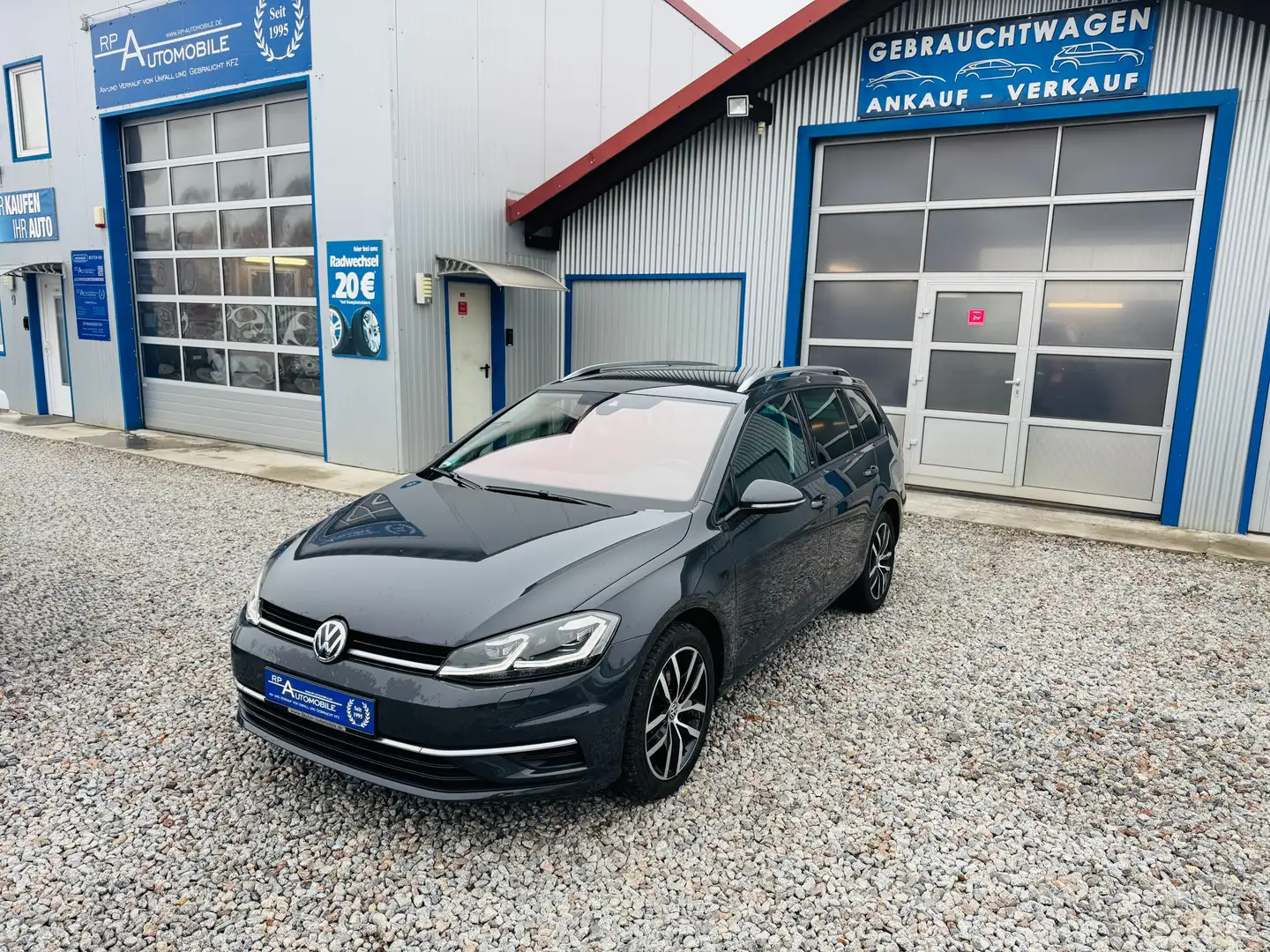 Volkswagen Golf Variant VII Sound 2.0 TDI LED PDC NAVI SHZG KLIMAAUT Grau - 1