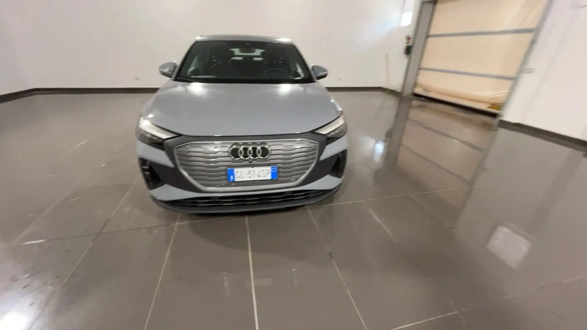 Audi Q4 e-tron Q4 Sportback e-tron 35 Business Grau - 2