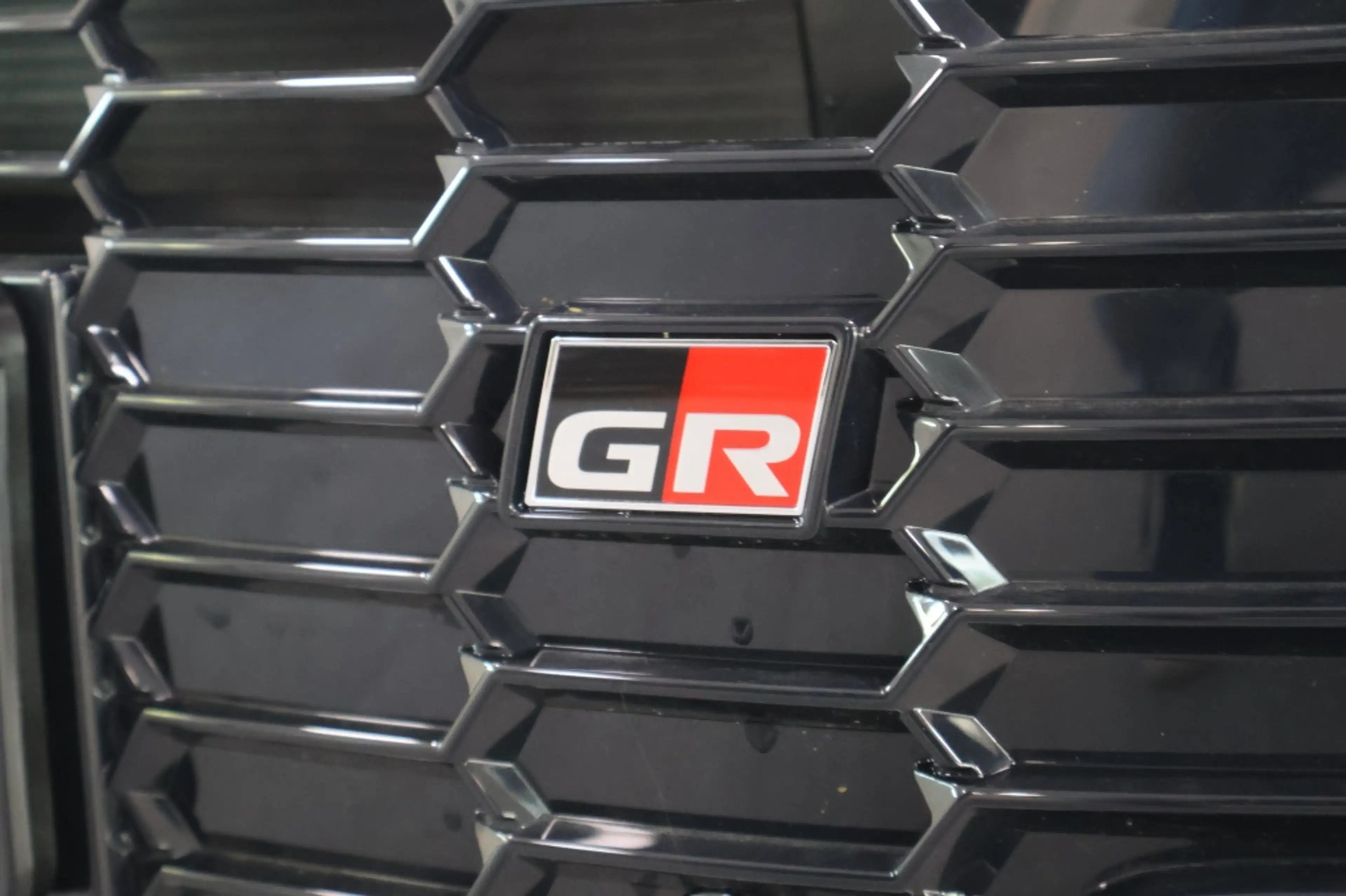 Toyota Aygo X Hybrid 115 GR Sport | € 2.000 Voordeel — photo 5