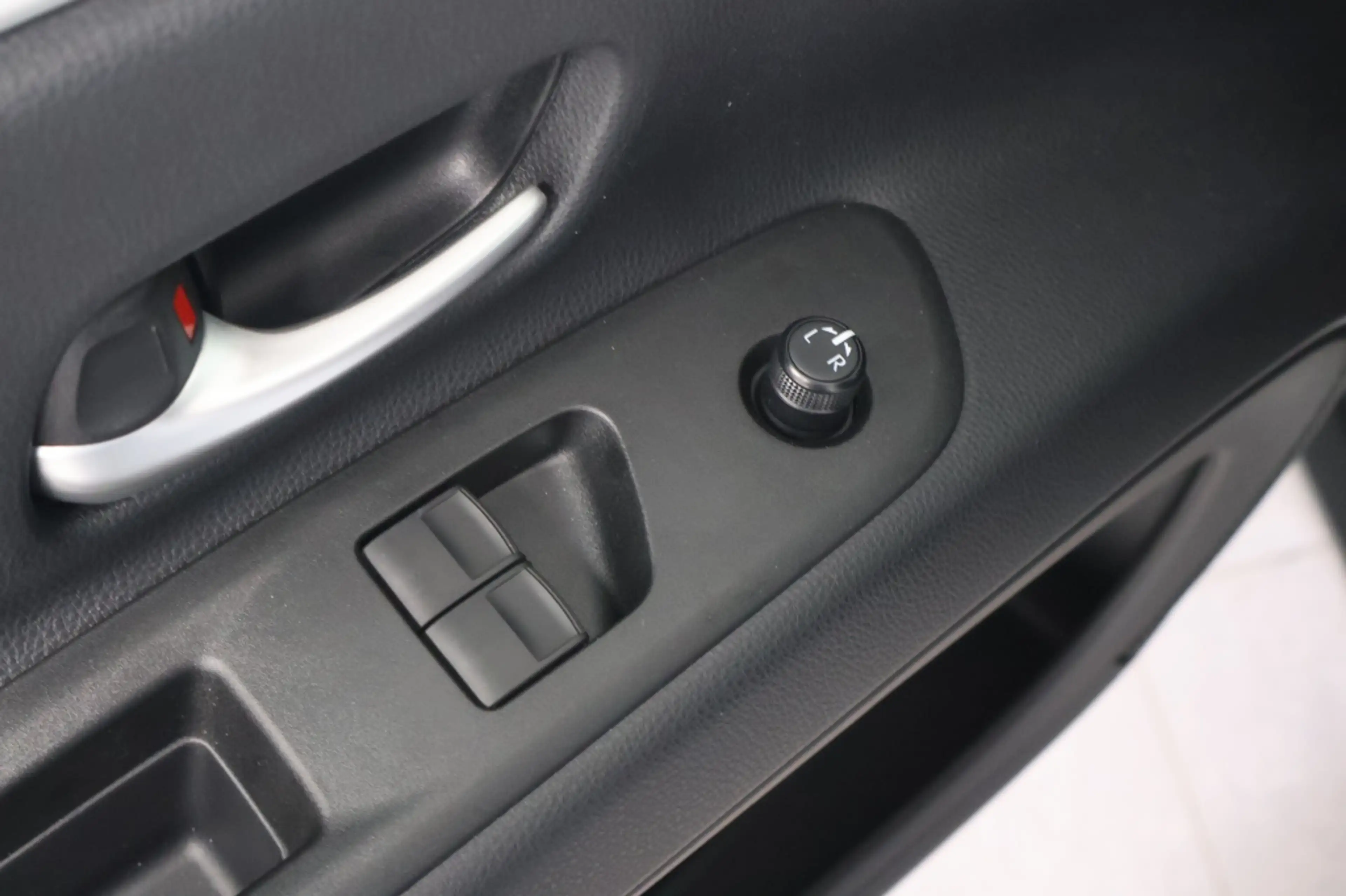 Toyota Aygo X Hybrid 115 GR Sport | € 2.000 Voordeel — photo 8