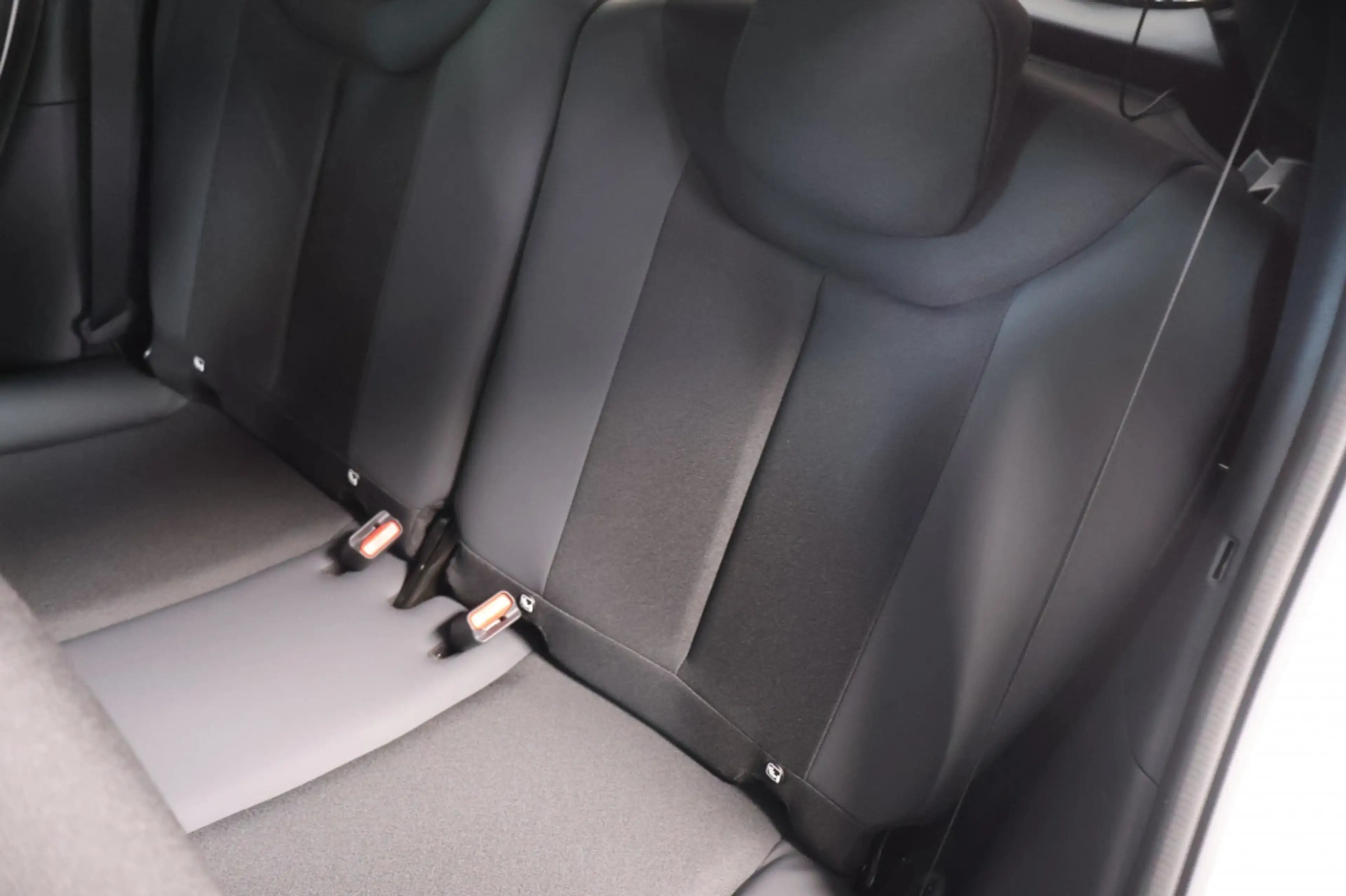Toyota Aygo X Hybrid 115 GR Sport | € 2.000 Voordeel — photo 14