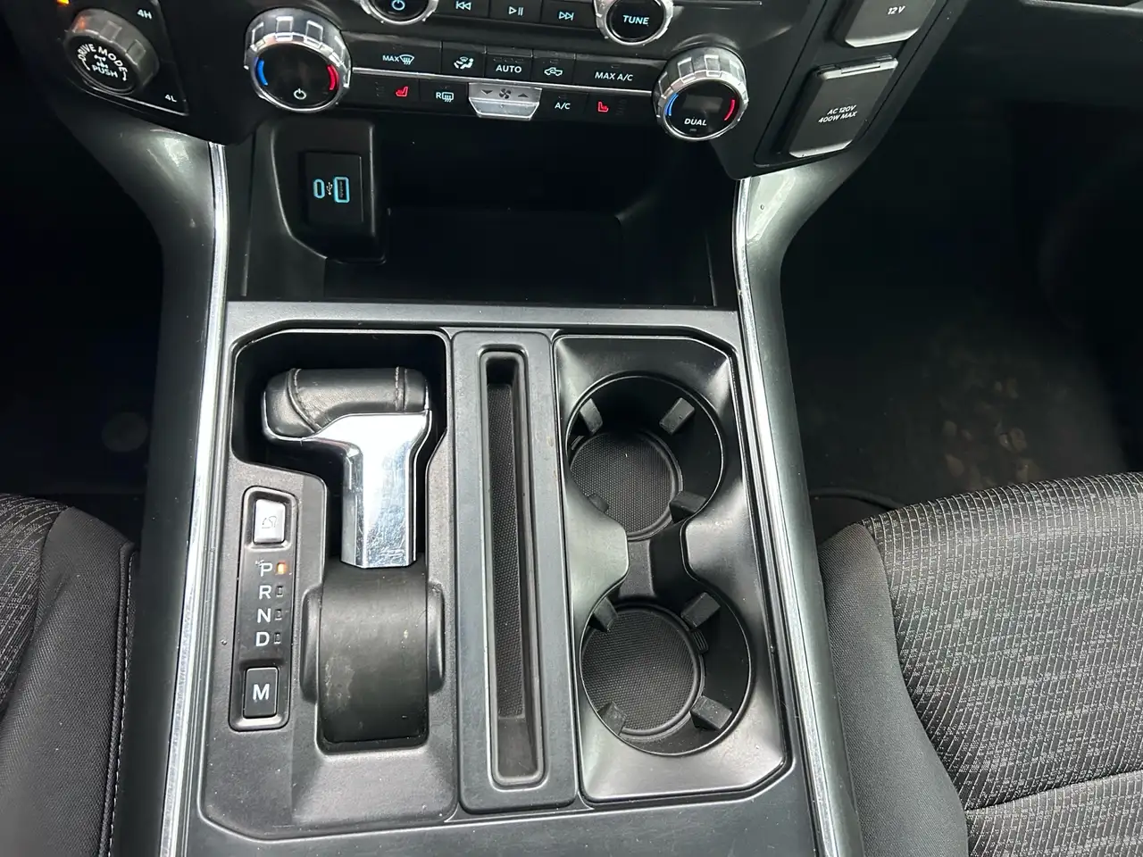 Ford F 150 снимка Ford F 150