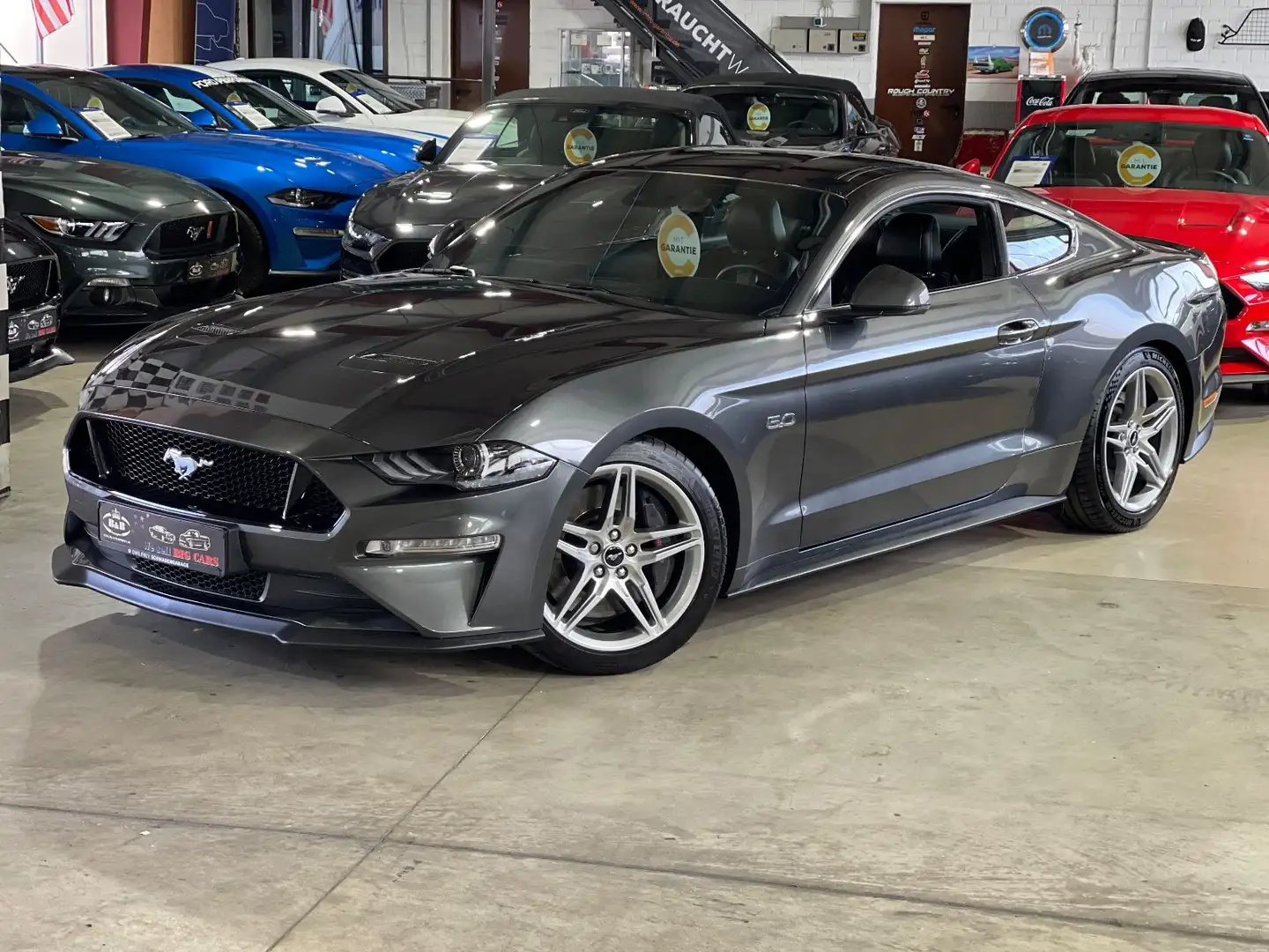Ford Mustang V8+DT-FHZG+UNFALLFREI+1HD.+SHZ+GARANTIE+MAGNE R. Grau - 1