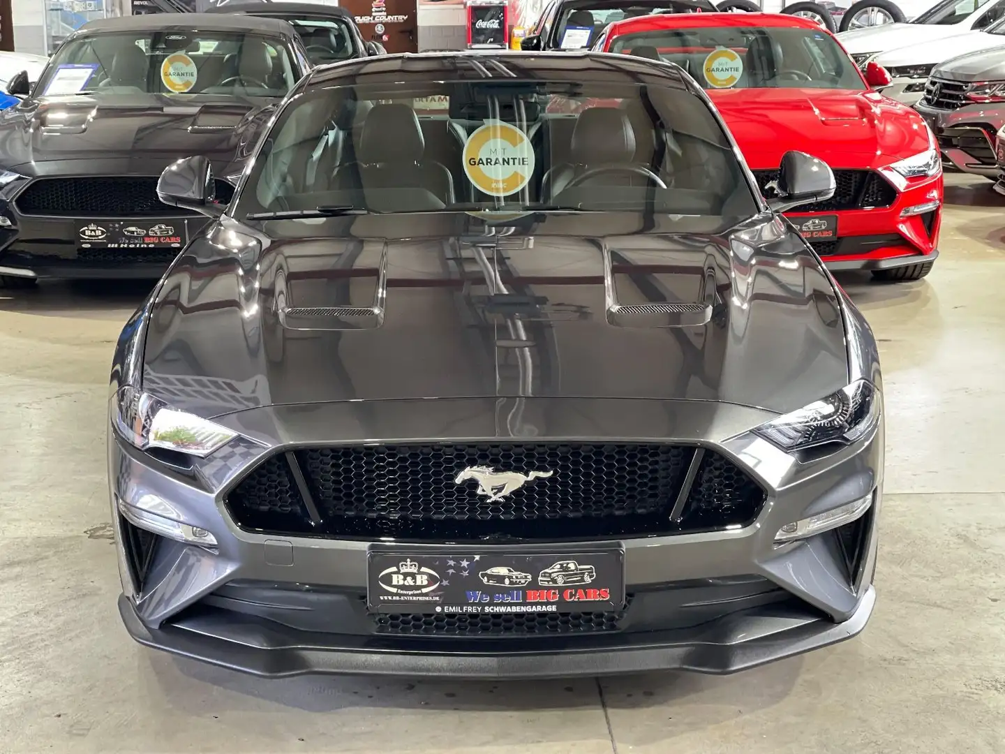 Ford Mustang V8+DT-FHZG+UNFALLFREI+1HD.+SHZ+GARANTIE+MAGNE R. Grau - 2