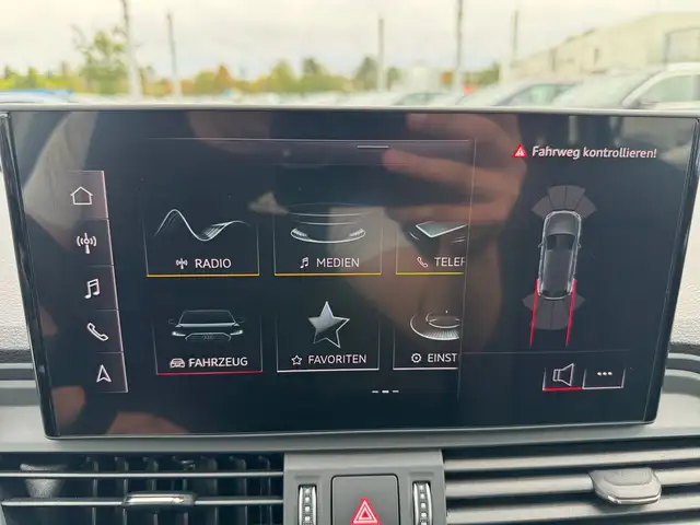 Audi Q5 view 19
