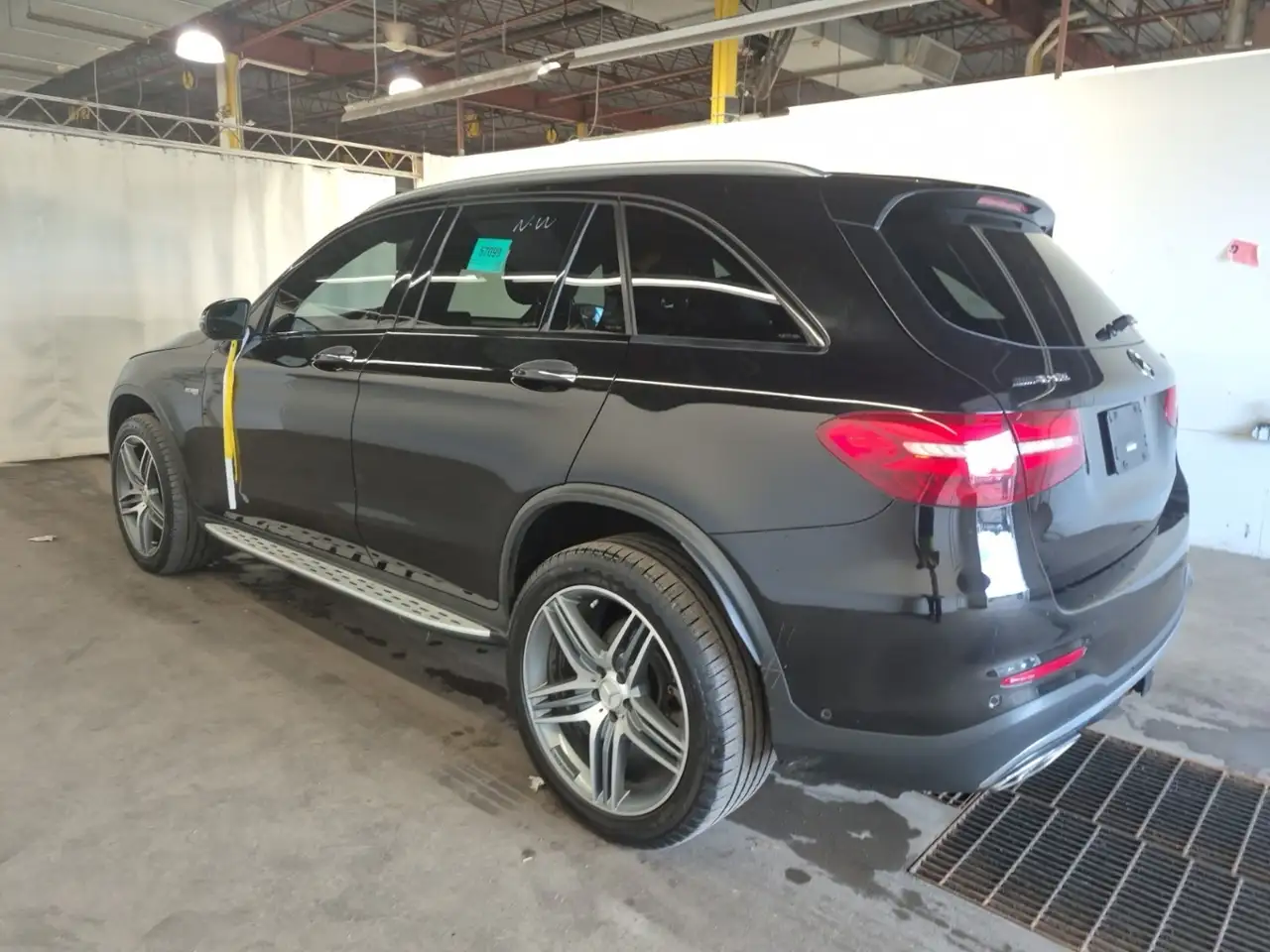 Mercedes-Benz GLC снимка Mercedes-Benz GLC