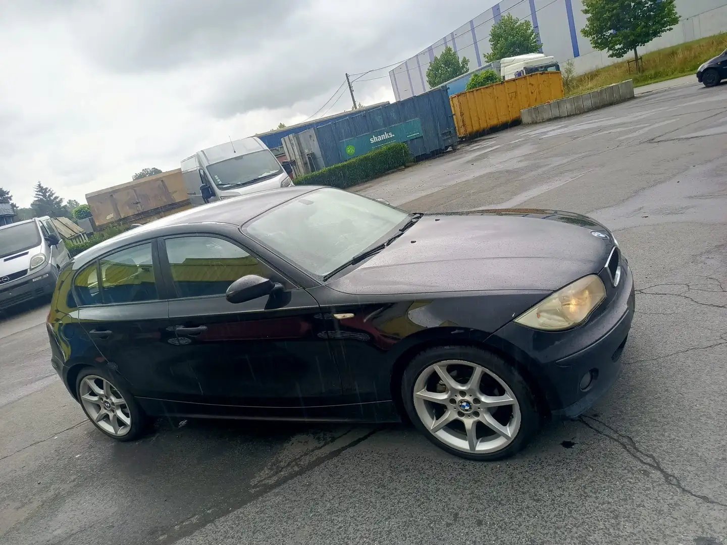BMW 118 118d - 1