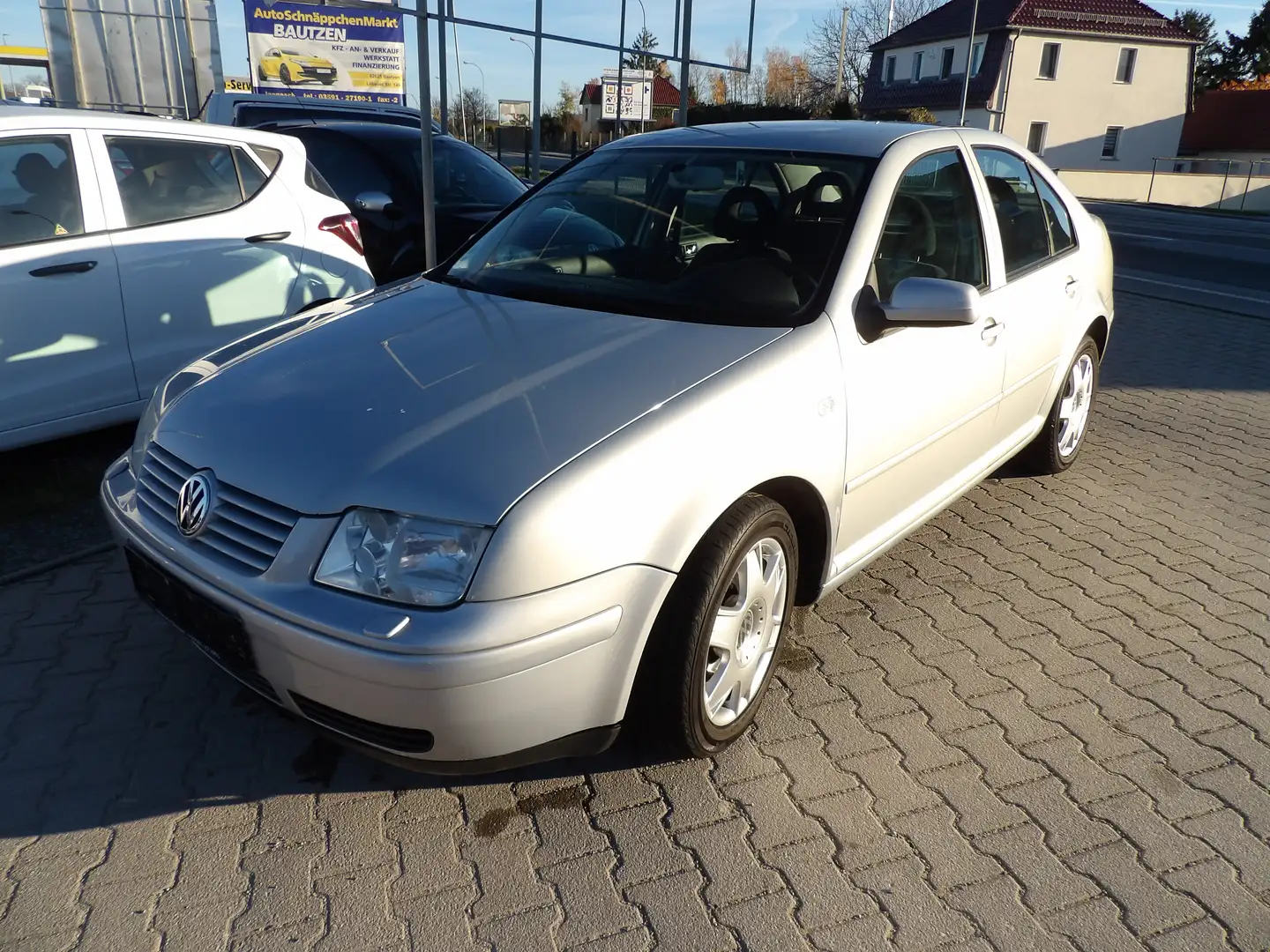 Volkswagen Bora Comfortline Automatik Klima Alu. HU AU Neu Gris - 1