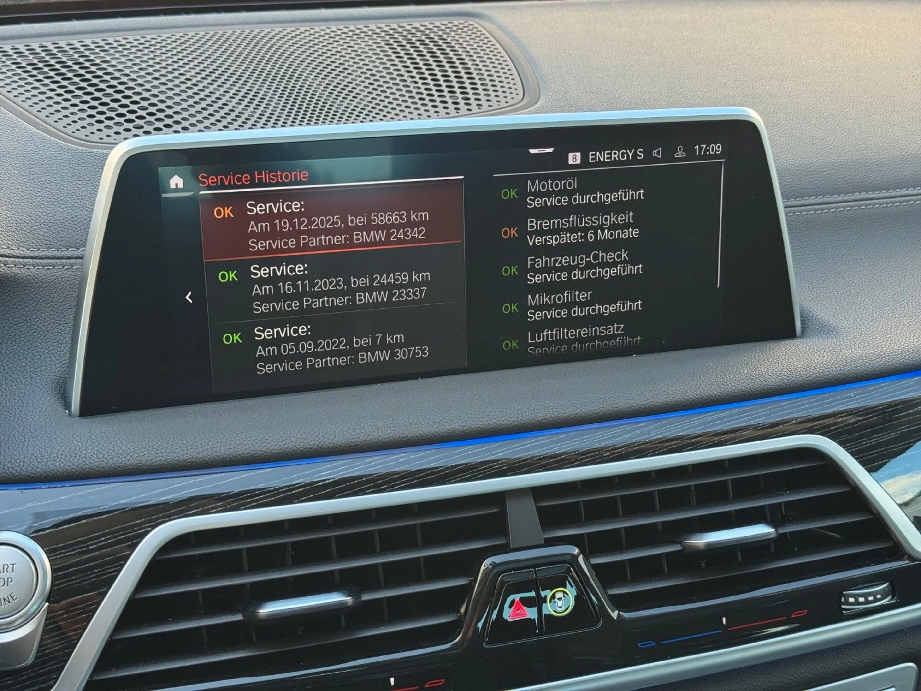BMW 740 d xDrive Laser|Massage|Standheizung|H&K|PANO — photo 13