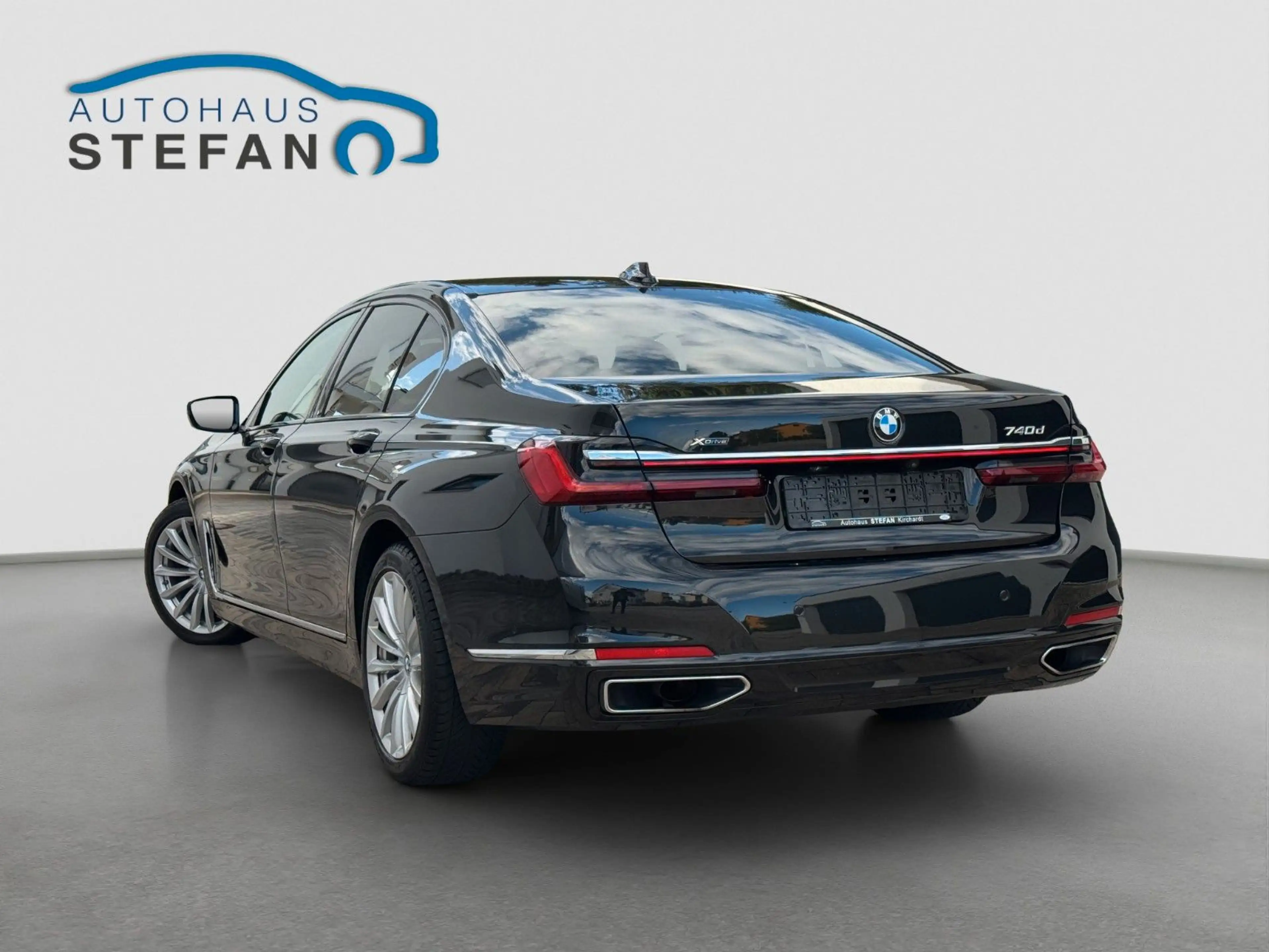 BMW 740 d xDrive Laser|Massage|Standheizung|H&K|PANO — photo 4