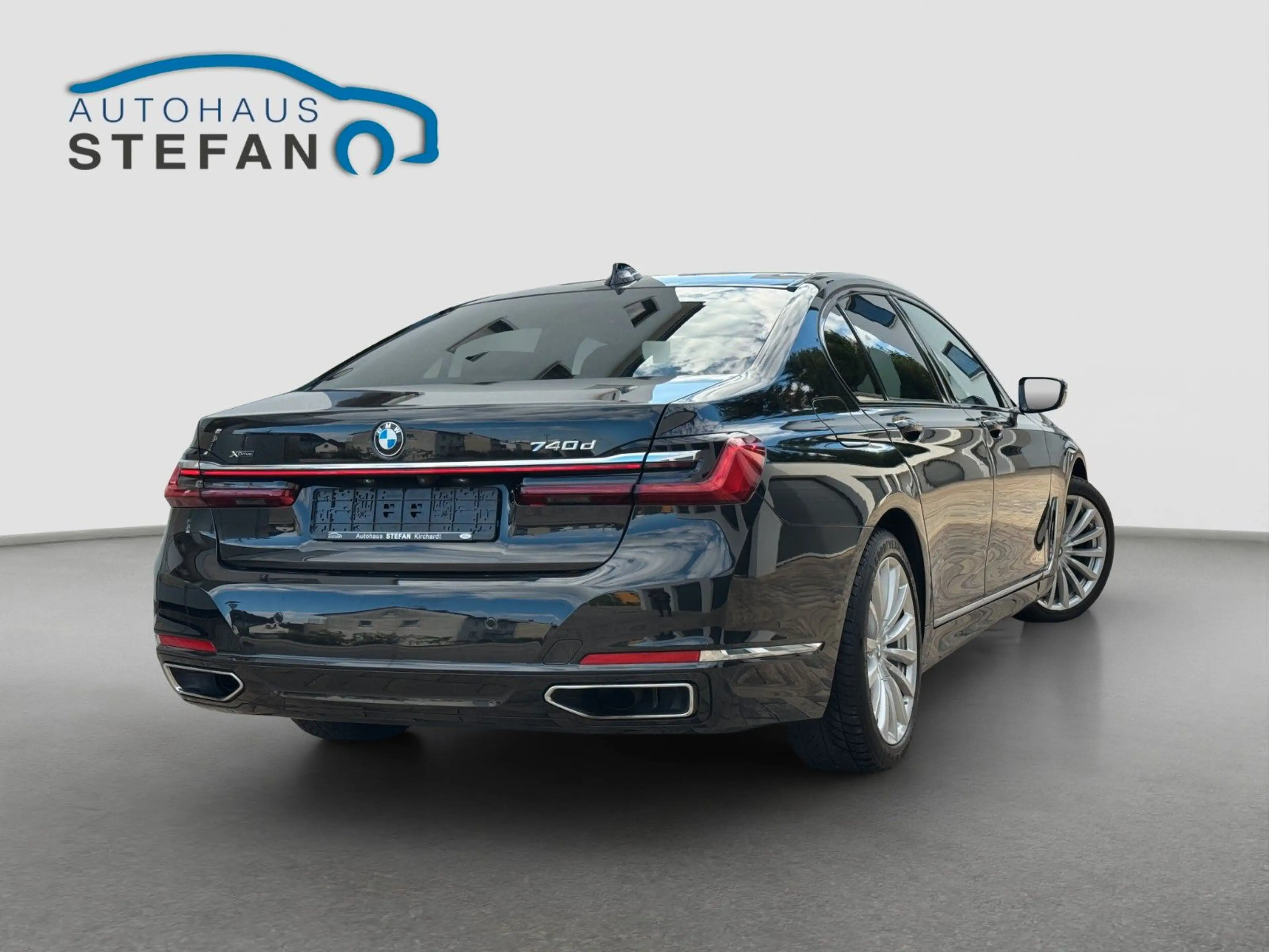 BMW 740 d xDrive Laser|Massage|Standheizung|H&K|PANO — photo 3