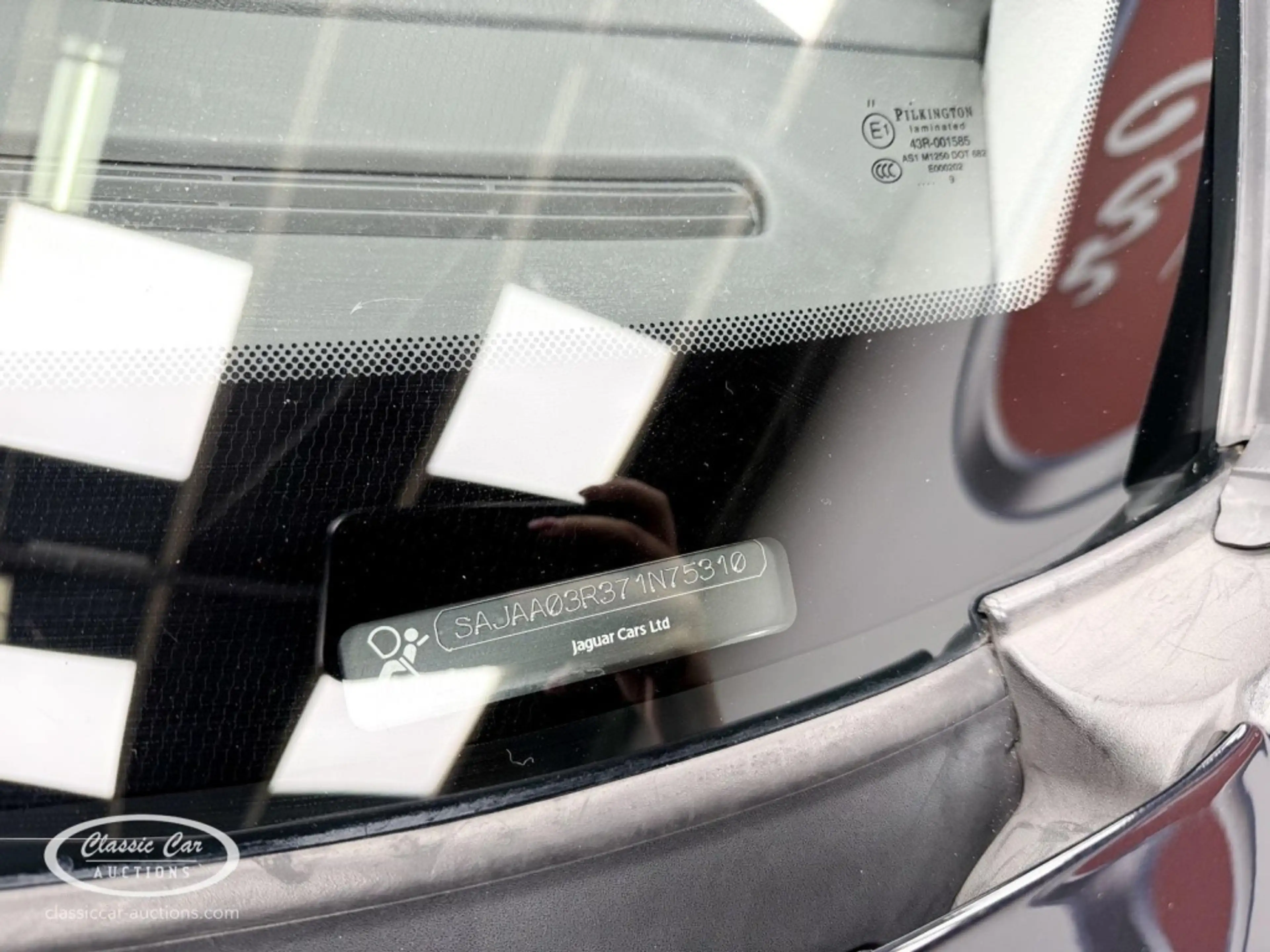Jaguar S-Type R - ONLINE AUCTION — photo 12