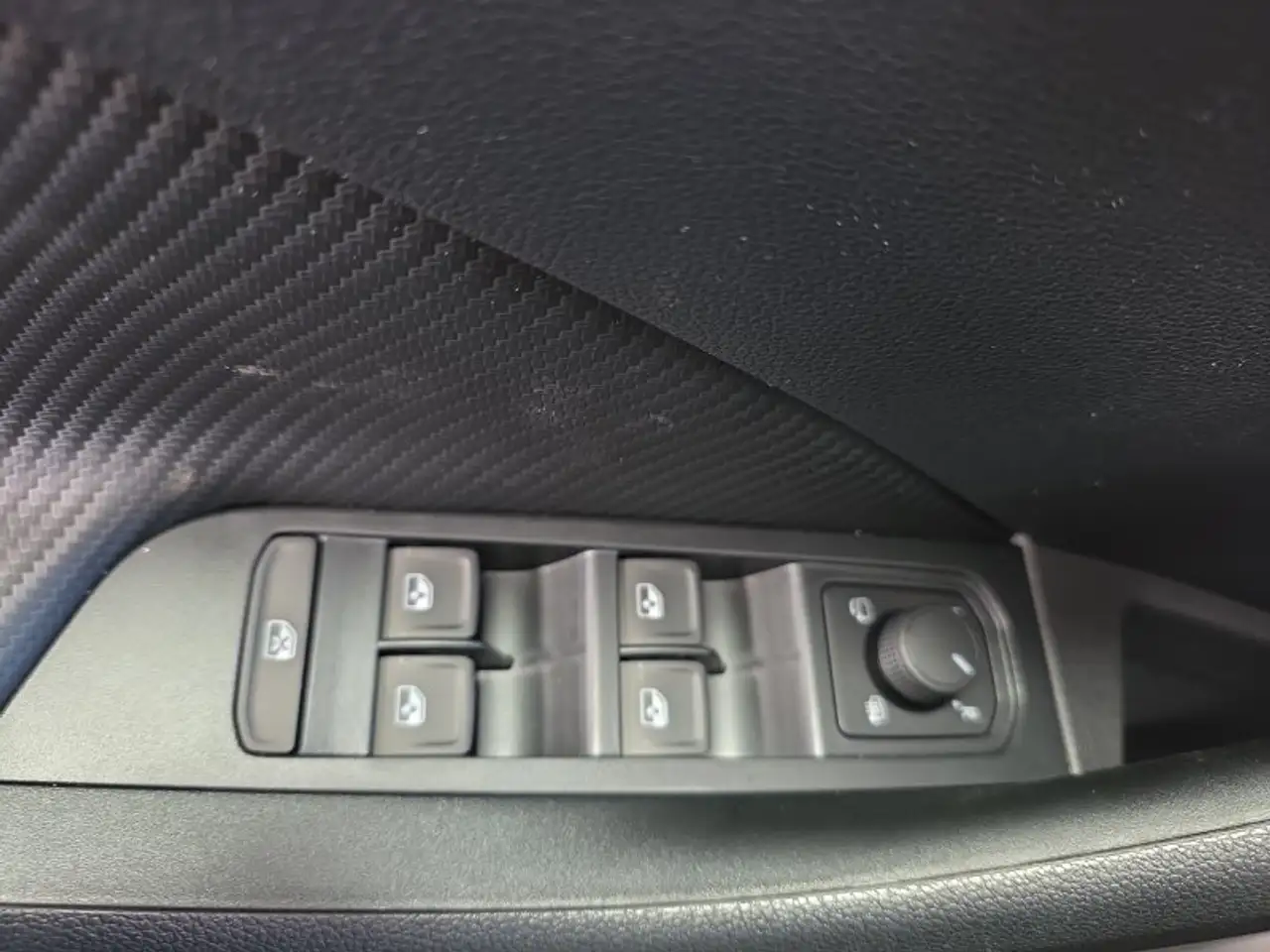 Skoda Kamiq Monte Carlo 1,5TSI DSG AHK/Matrix/el.Klappe, миниатюра 27