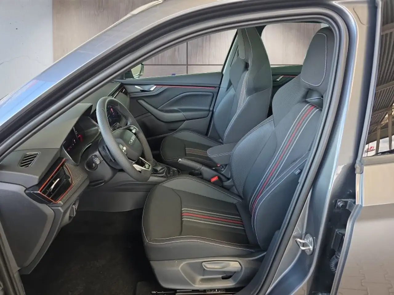 Skoda Kamiq Monte Carlo 1,5TSI DSG AHK/Matrix/el.Klappe, миниатюра 9