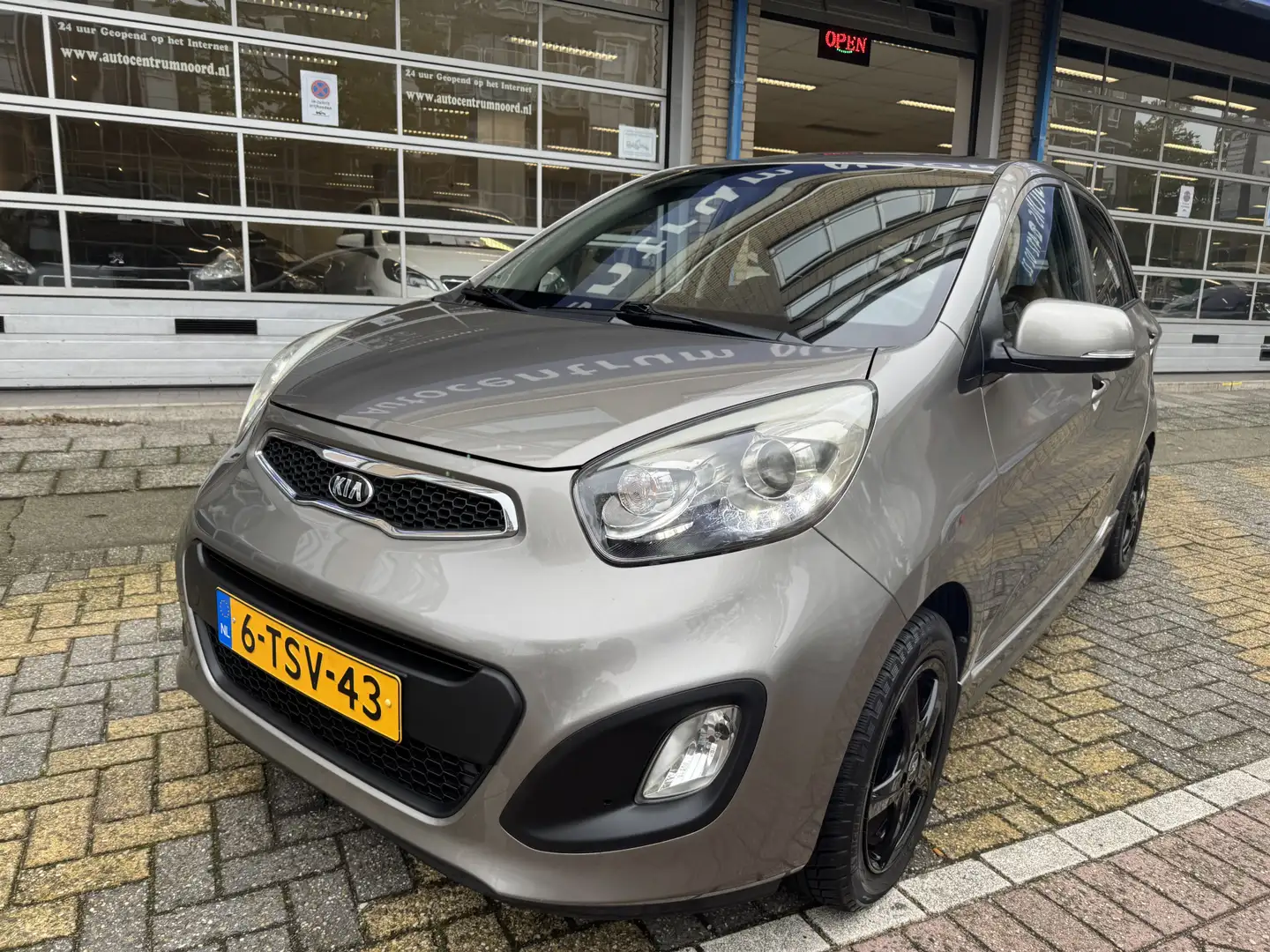 Kia Picanto 1.2 CVVT ISG Plus Pack 86451KM! NAP | Airco | 5-De Grijs - 2