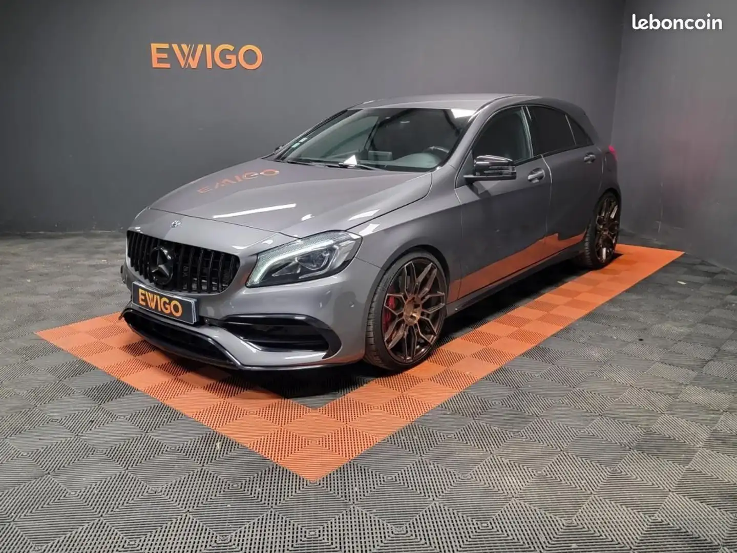 Mercedes-Benz A 45 AMG Mercedes 2.0 45 380ch AMG 4MATIC BVA7 IMMAT FRANCE Gris - 1