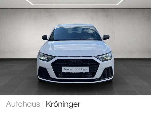 Audi A1 view 5