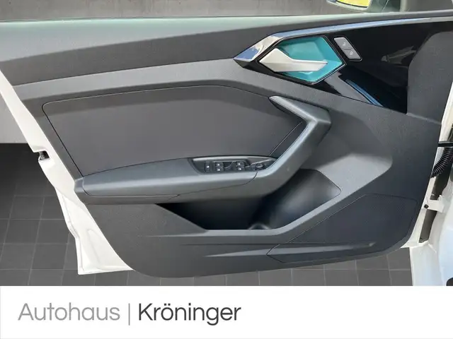 Audi A1 view 8