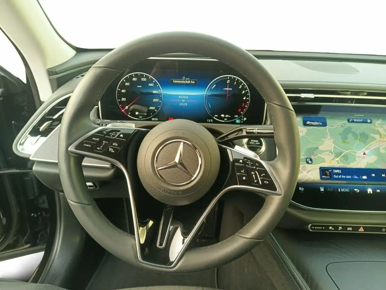 Mercedes-Benz E 300 de T AVANTGARDE/DIGITAL LIGHT/360'/AHK/SHZ 14