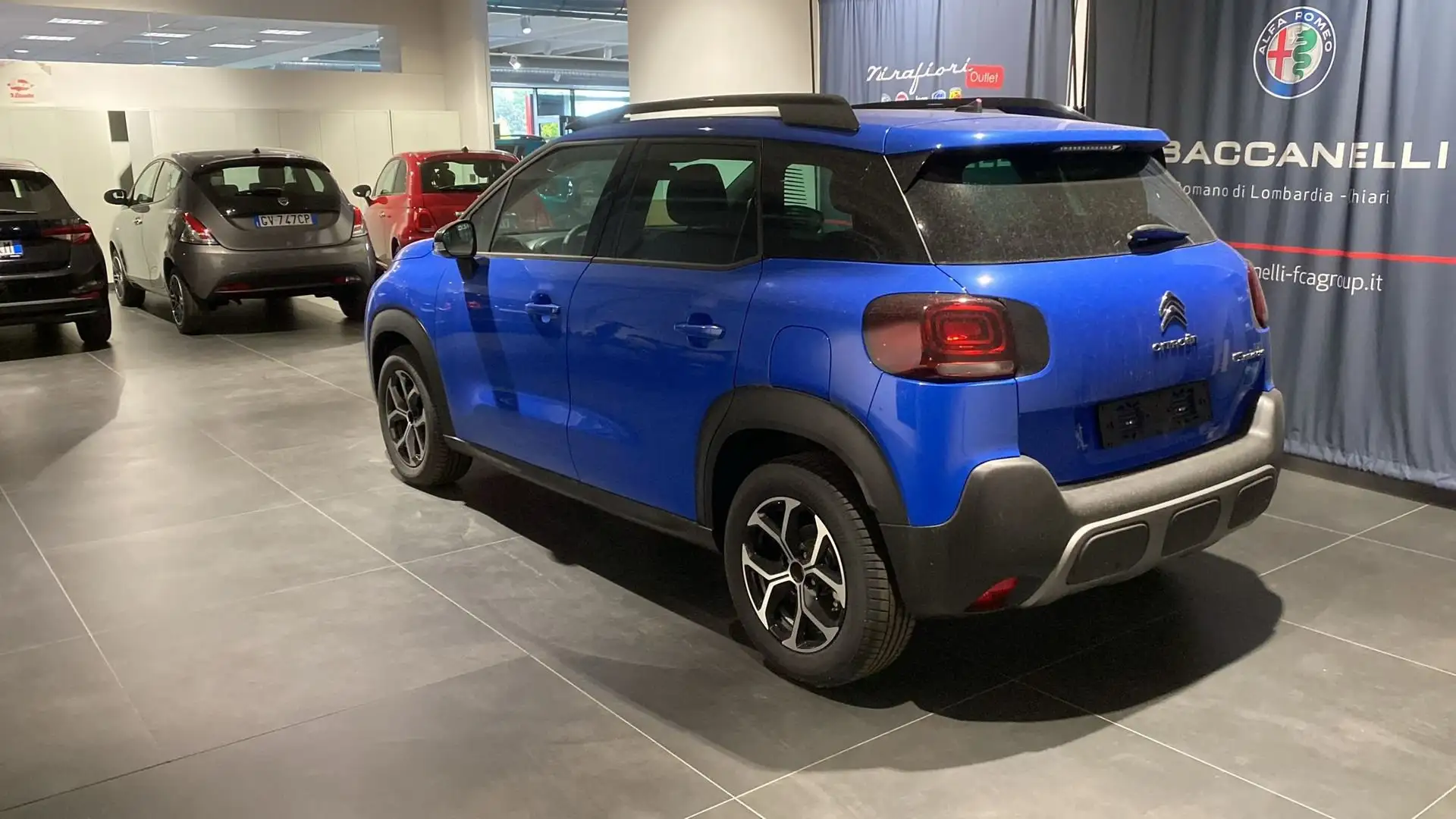 Citroen C3 Aircross PureTech 110 S&S Plus Blau - 2
