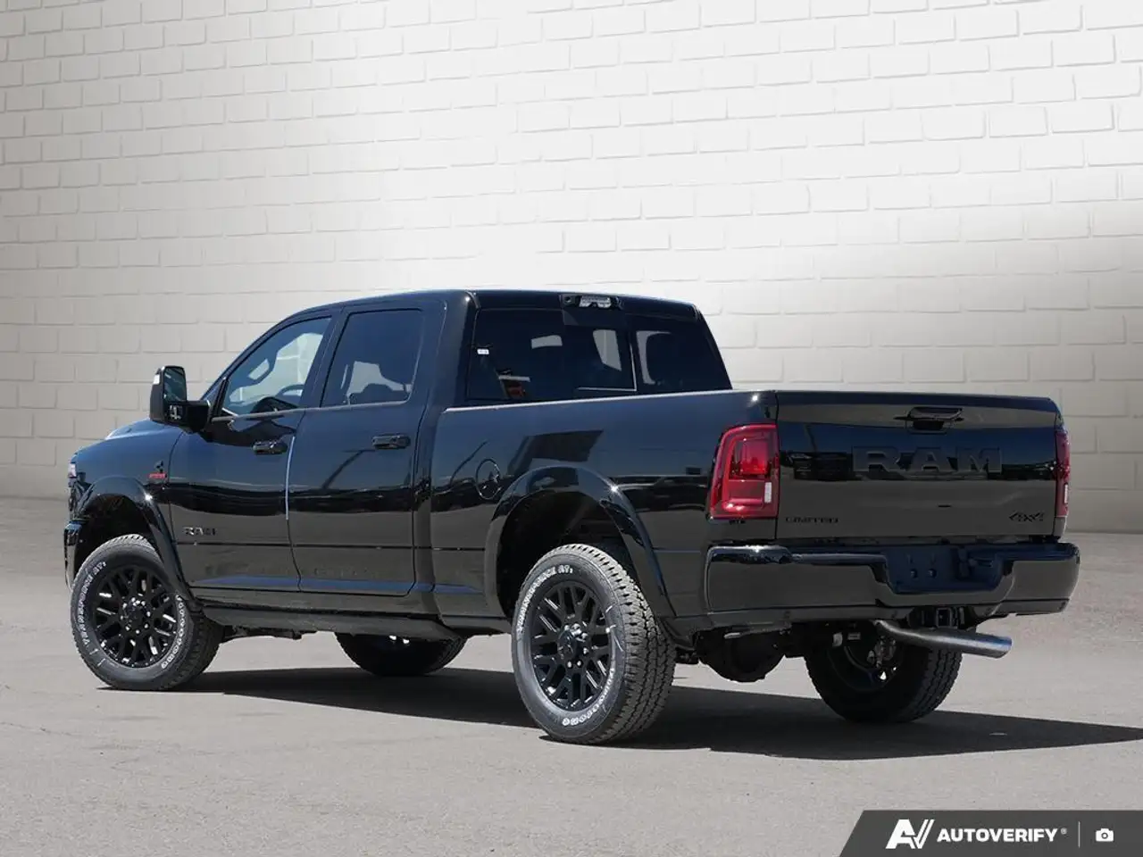 RAM 3500 снимка RAM 3500