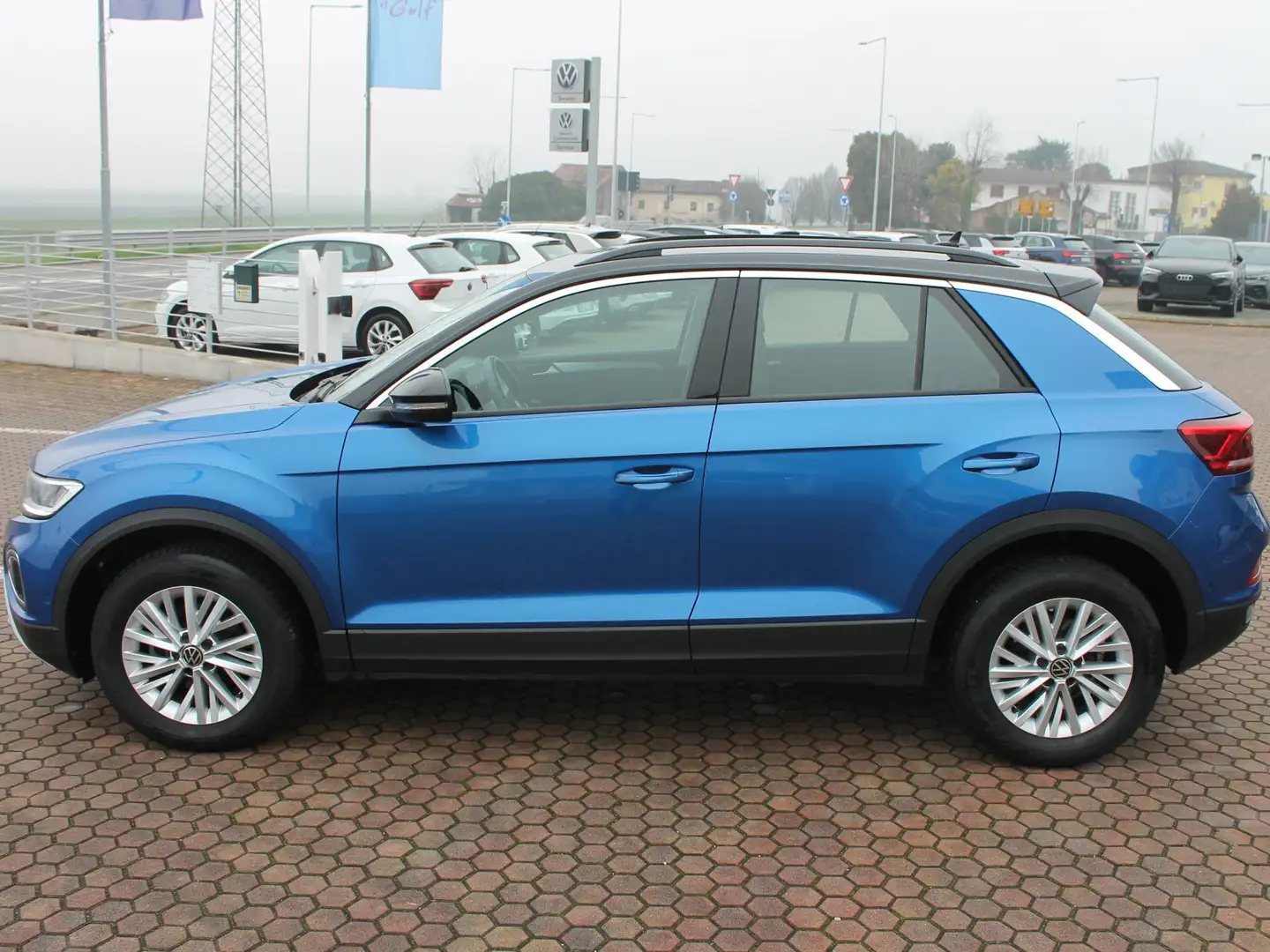 Volkswagen T-Roc T-Roc 1.0 tsi Life 110cv Bleu - 2