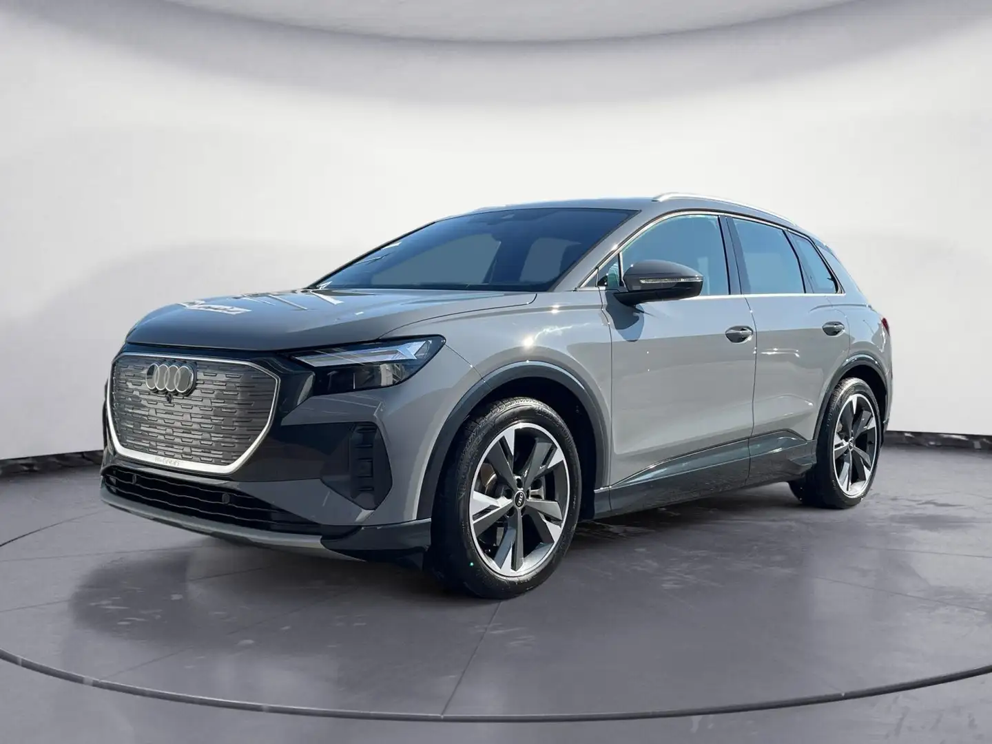 Audi Q4 e-tron 40 Grau - 2