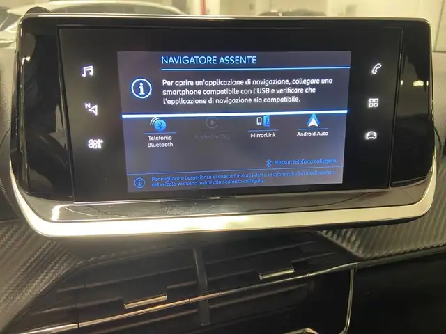 Peugeot 2008 view 10