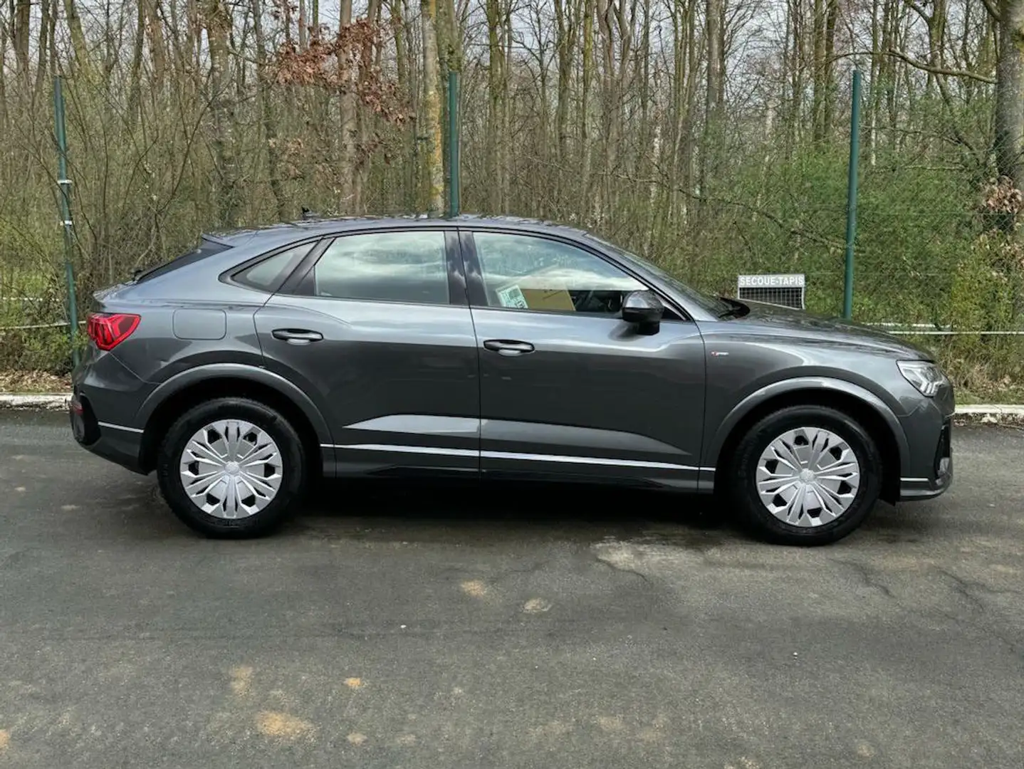 Audi Q3 Q3 Sportback 35 TDi Business Edit SLine Gris - 2