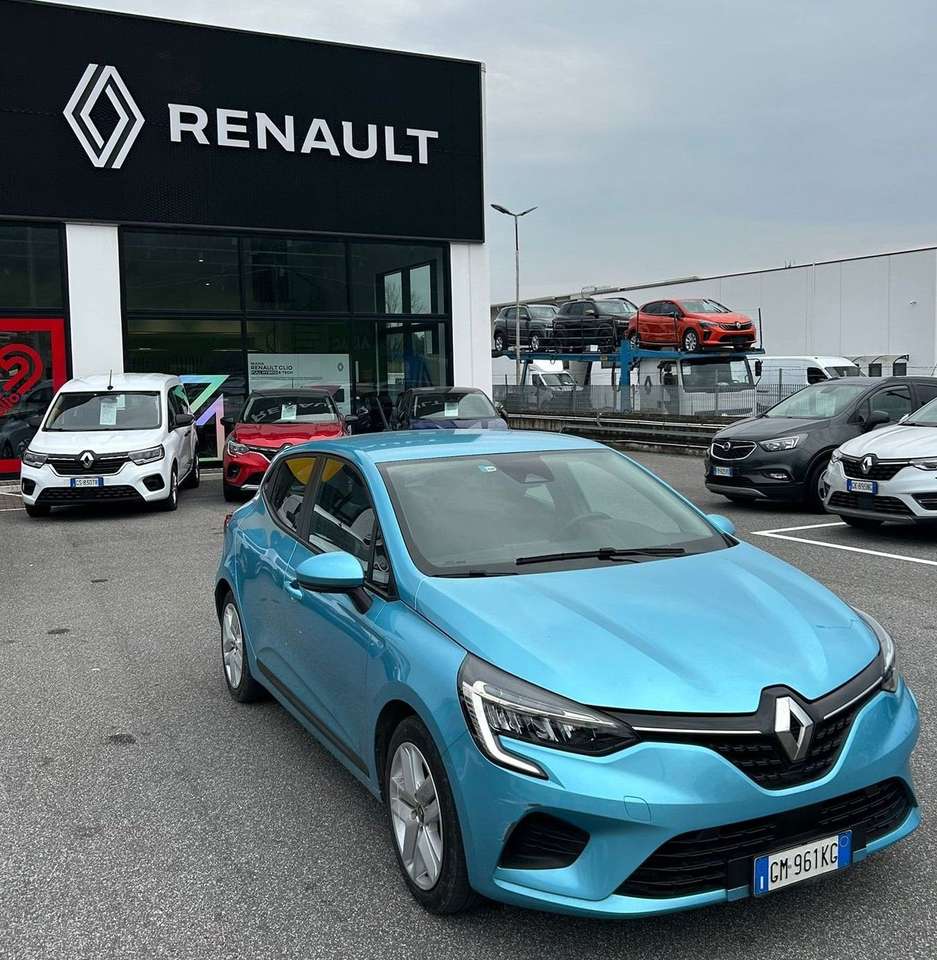 Renault Clio Clio 1.6 E-Tech full hybrid Equilibre 145cv auto